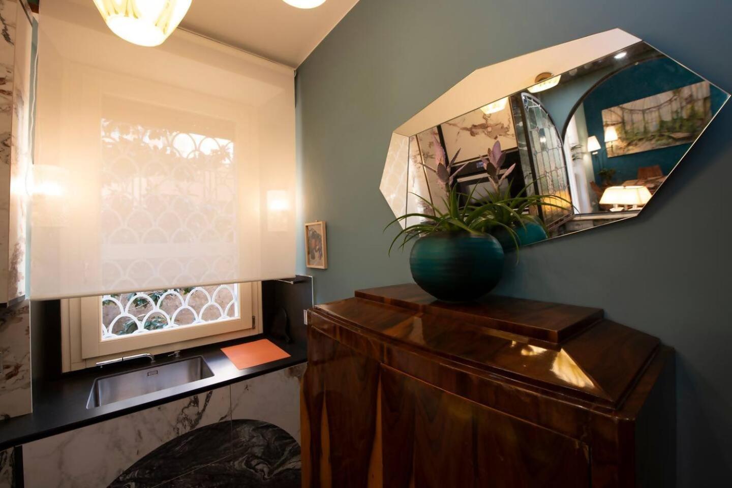 Maison Et Lorangerie Apartment *