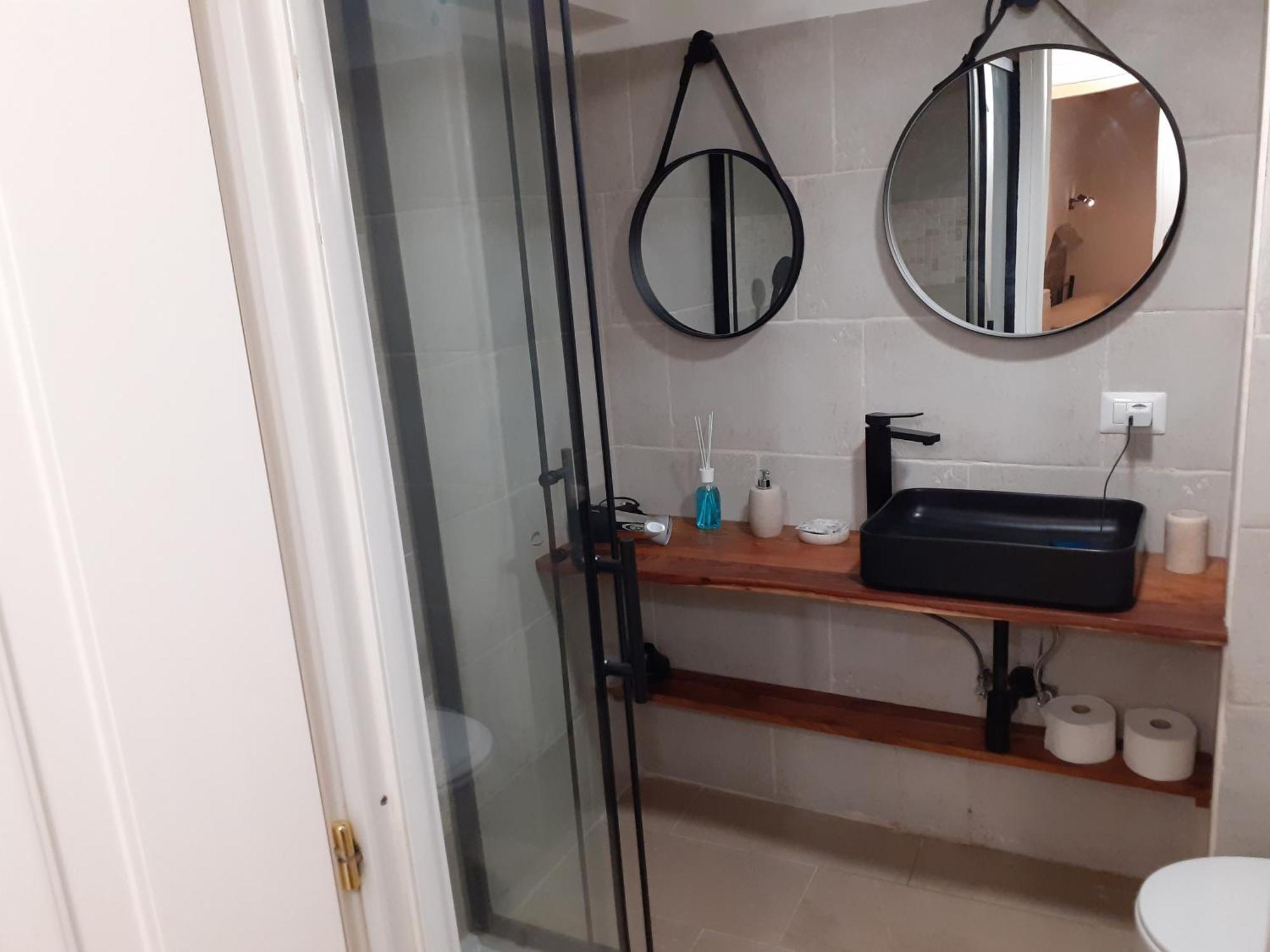 Apartment Homehouse Serpenti - Colosseum - Rione Monti *