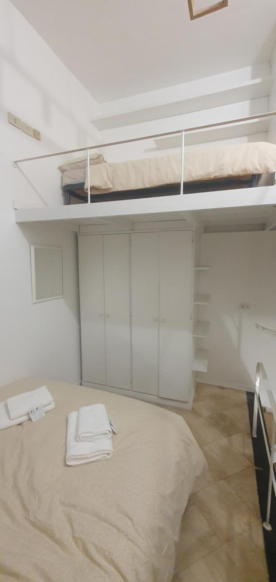 Homehouse Serpenti - Colosseum - Rione Monti Rom