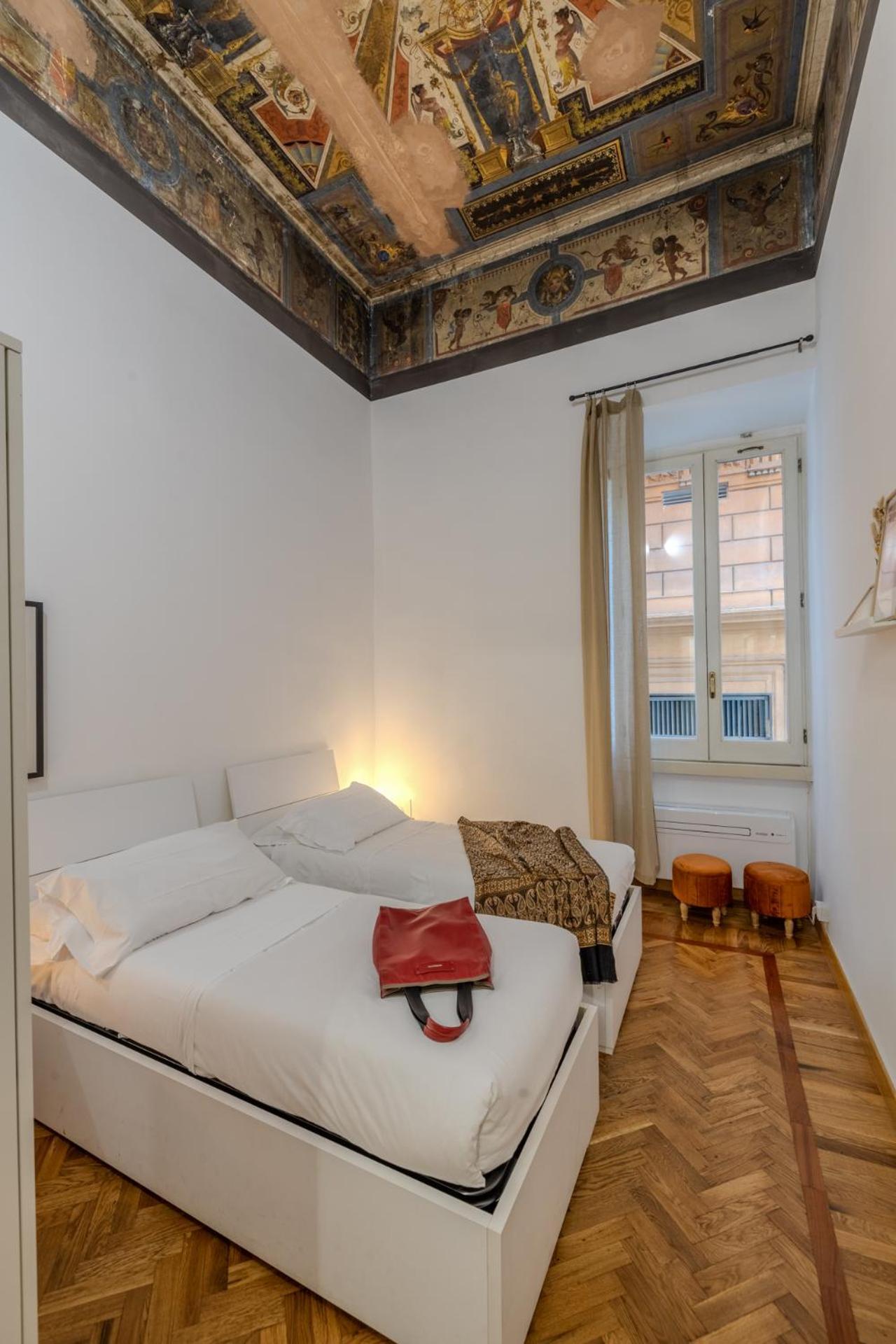 Storico In Zona Barberini