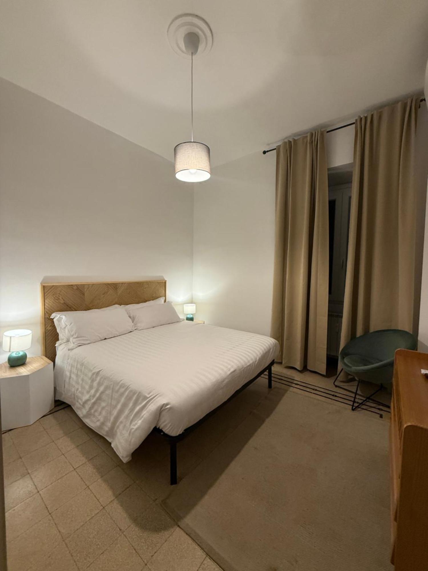 Pietra Apartment,colosseo *
