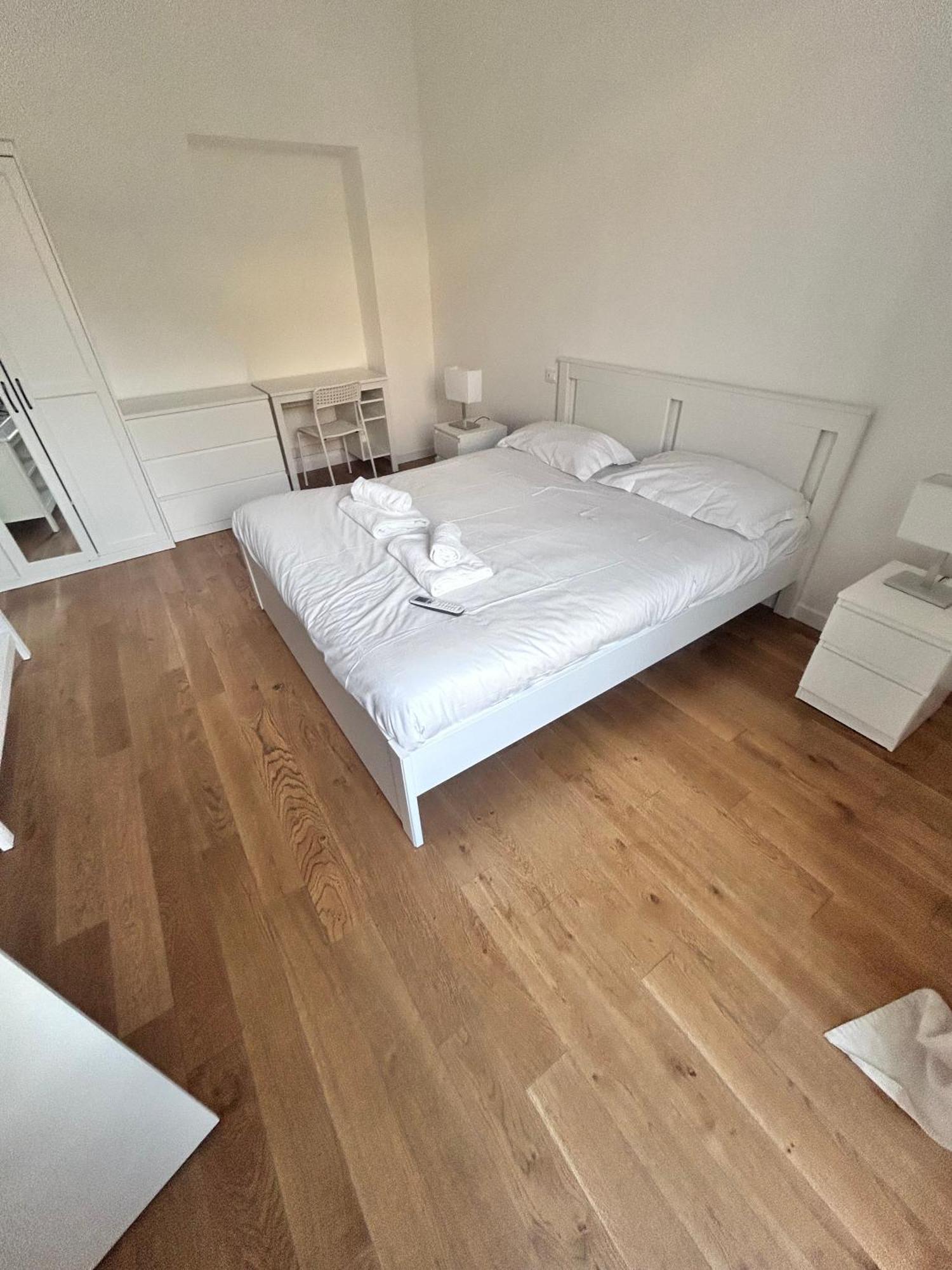 Realty Company Trevi * Roma