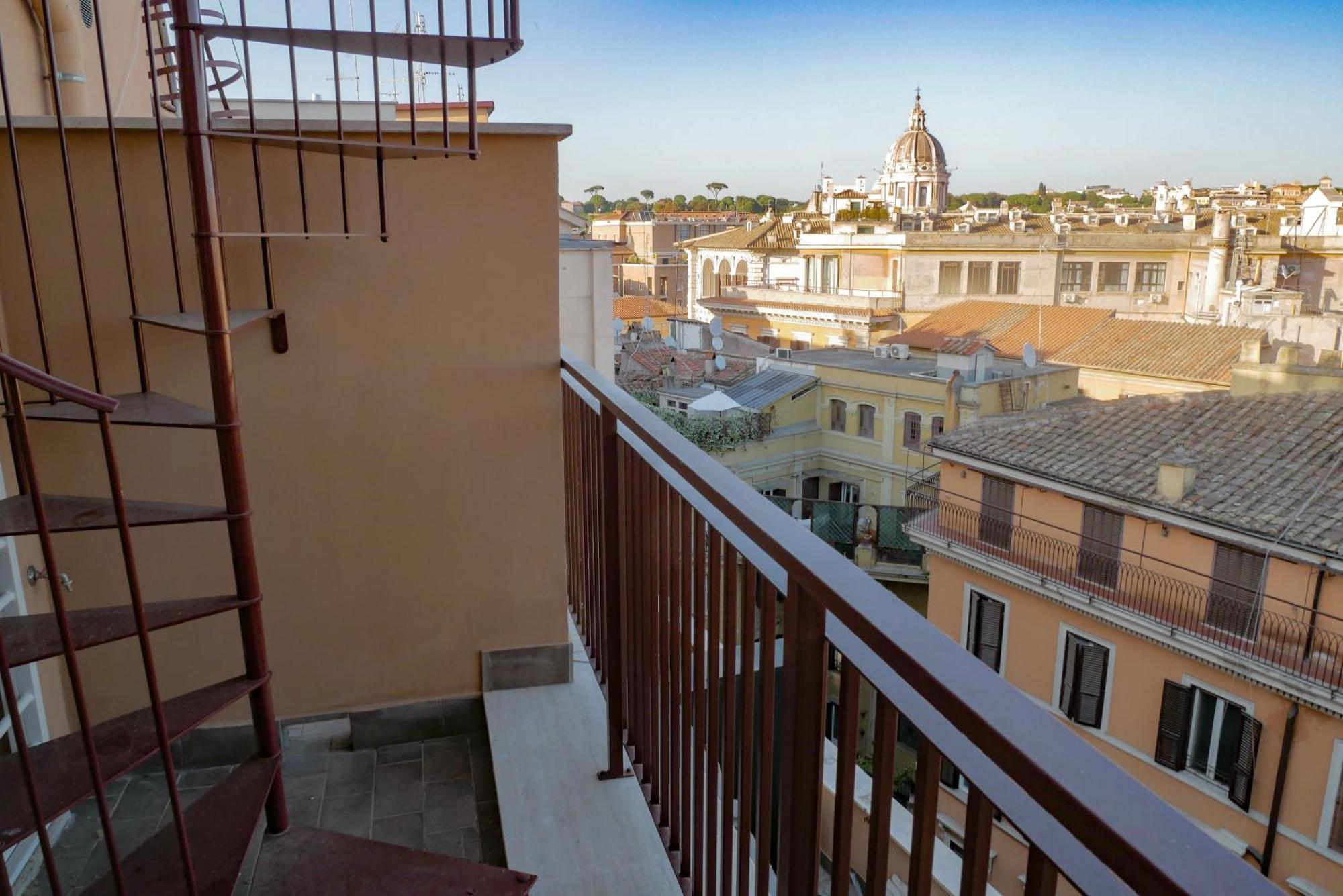 Rooftop In The Historical Center Appartamento Roma