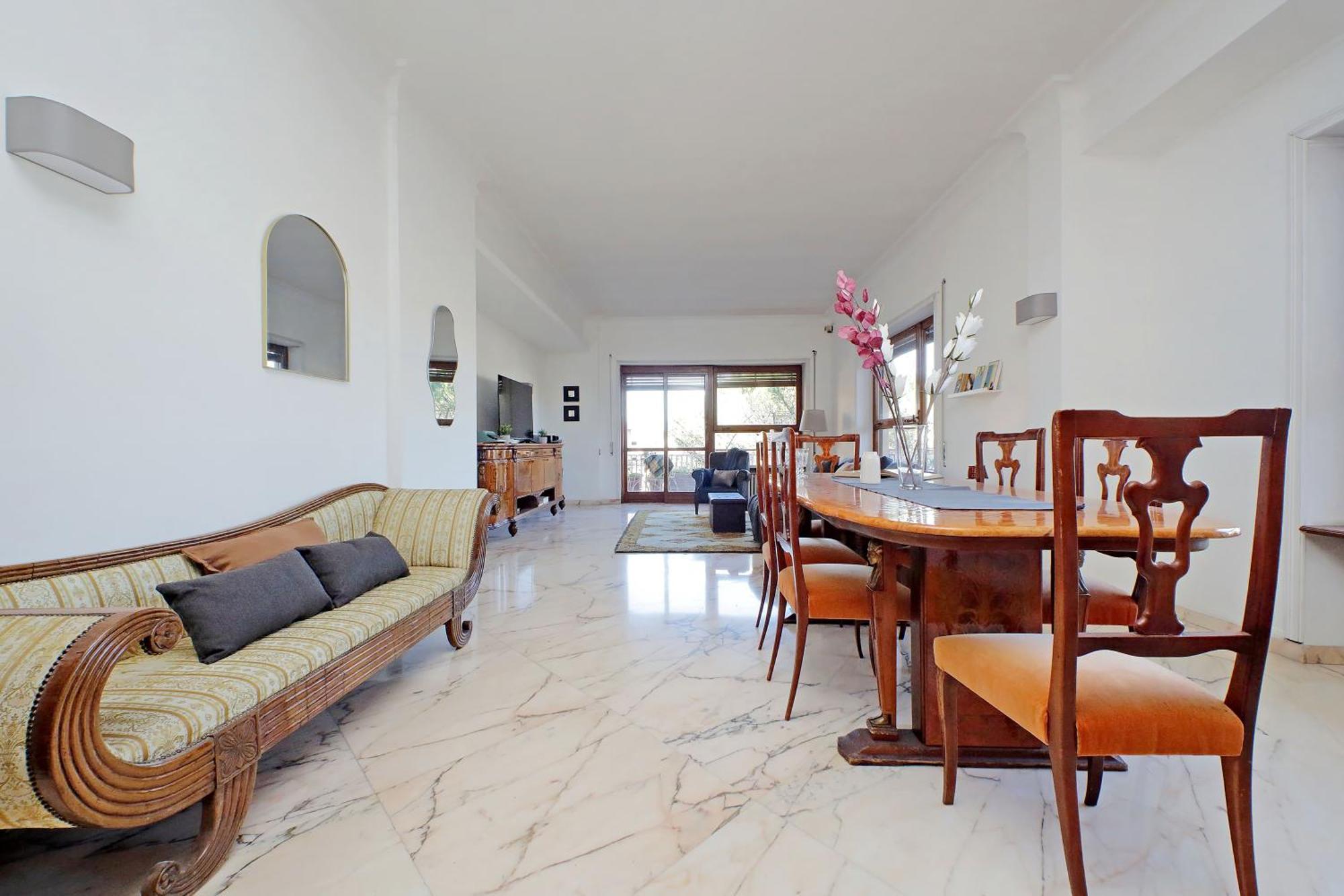 Anastasio Spacious * Roma