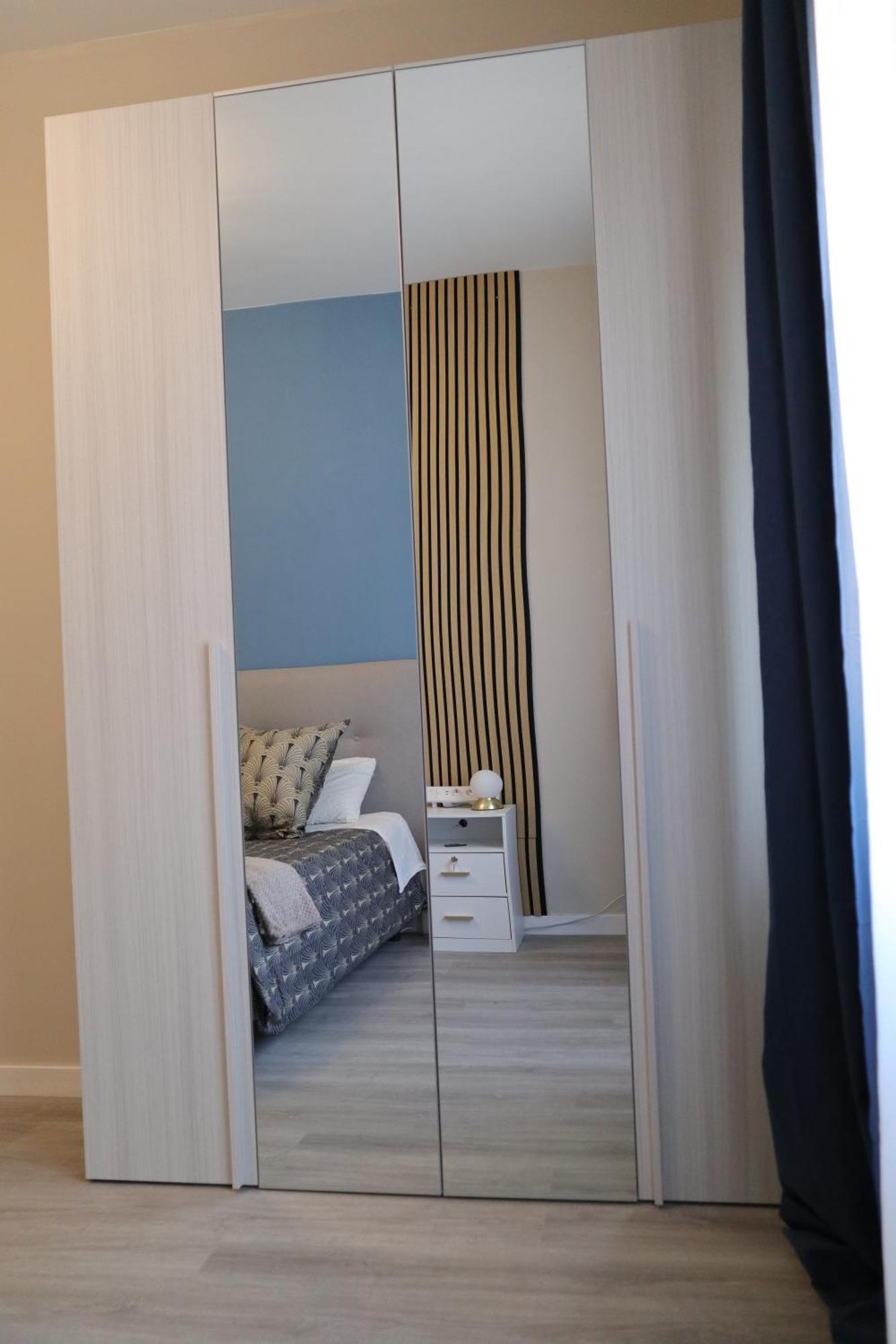 Sara's - Modern Near Metro, Perfect For Families And Groups In Apartamento Roma
