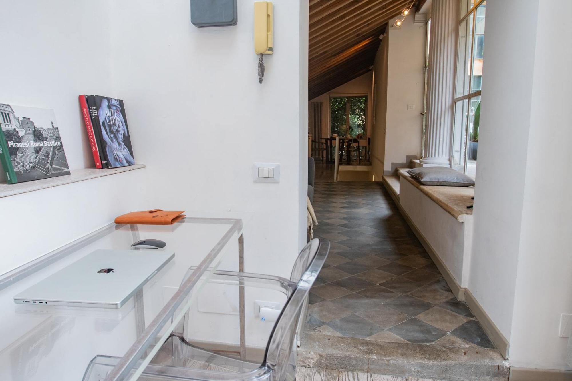 Historical Palace With Large Terrace Apartamento Roma