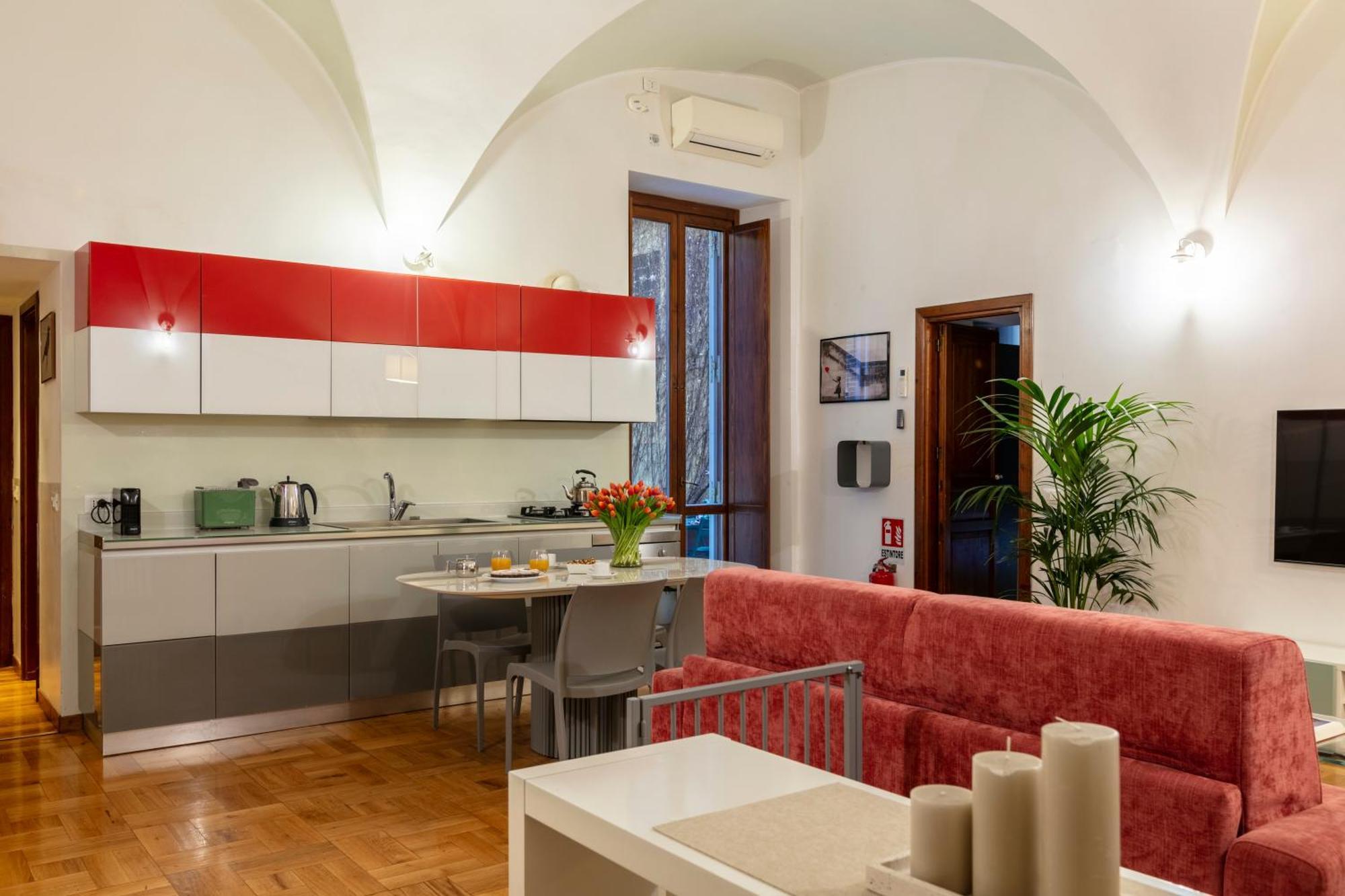 Romac Coronari With Gym, Sauna And Garden Roma
