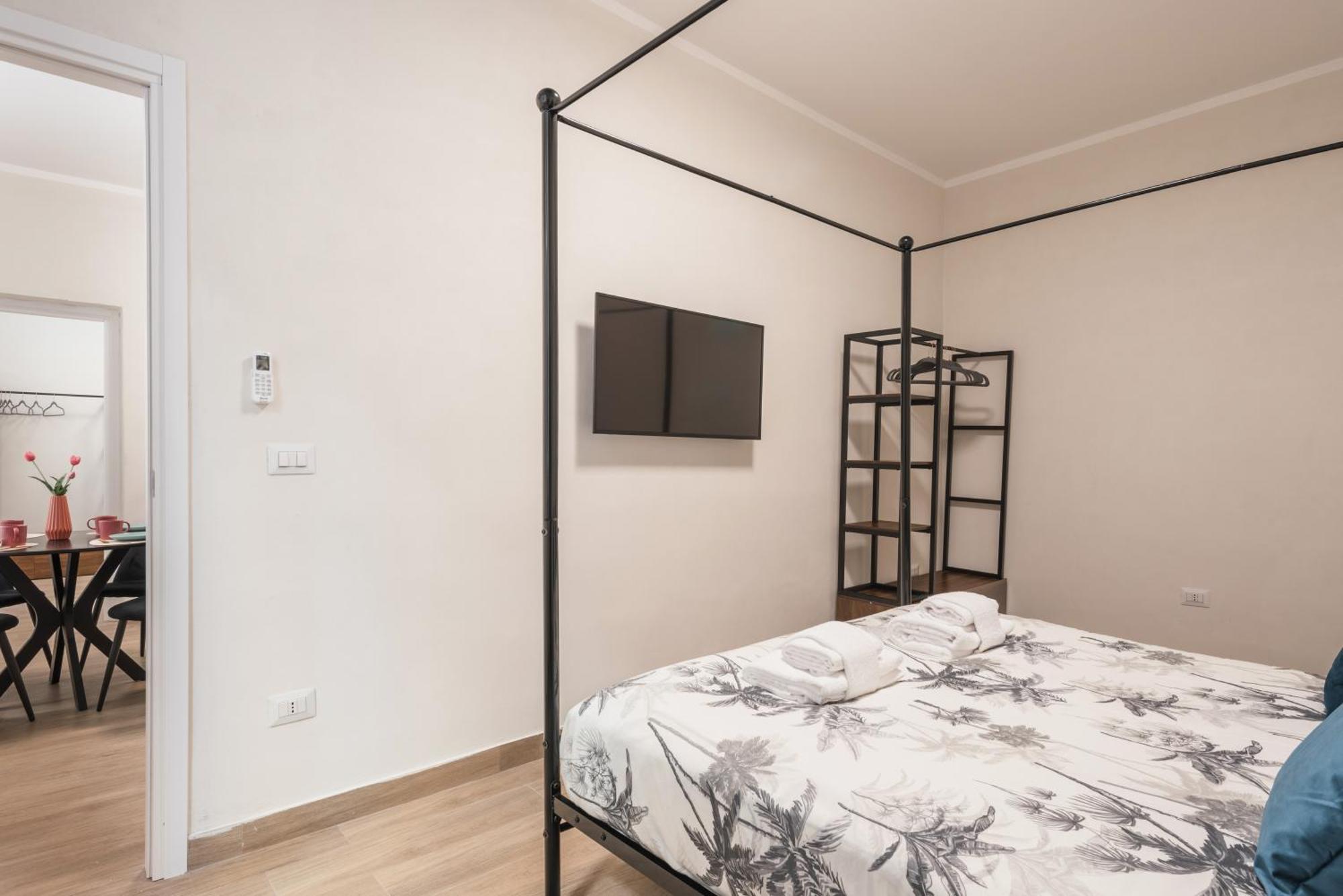 Appartamento C2 Class Apartment, 2 Da Letto Con Giardino In Zona Via Veneto Distante 15 Minuti A Piedi Da Fontana Di Trevi Roma
