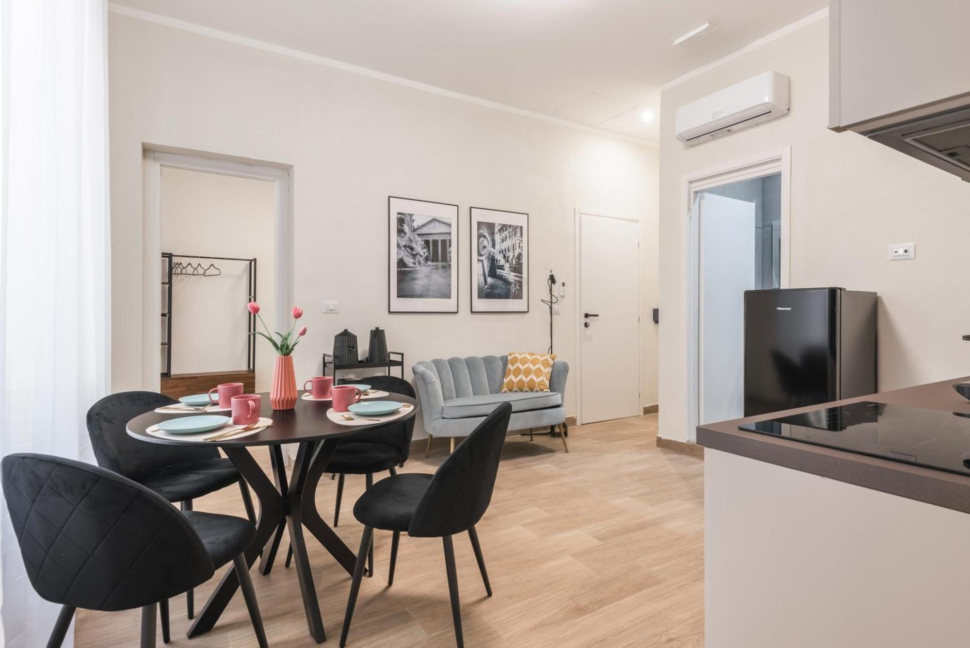 Appartamento C2 Class Apartment, 2 Da Letto Con Giardino In Zona Via Veneto Distante 15 Minuti A Piedi Da Fontana Di Trevi