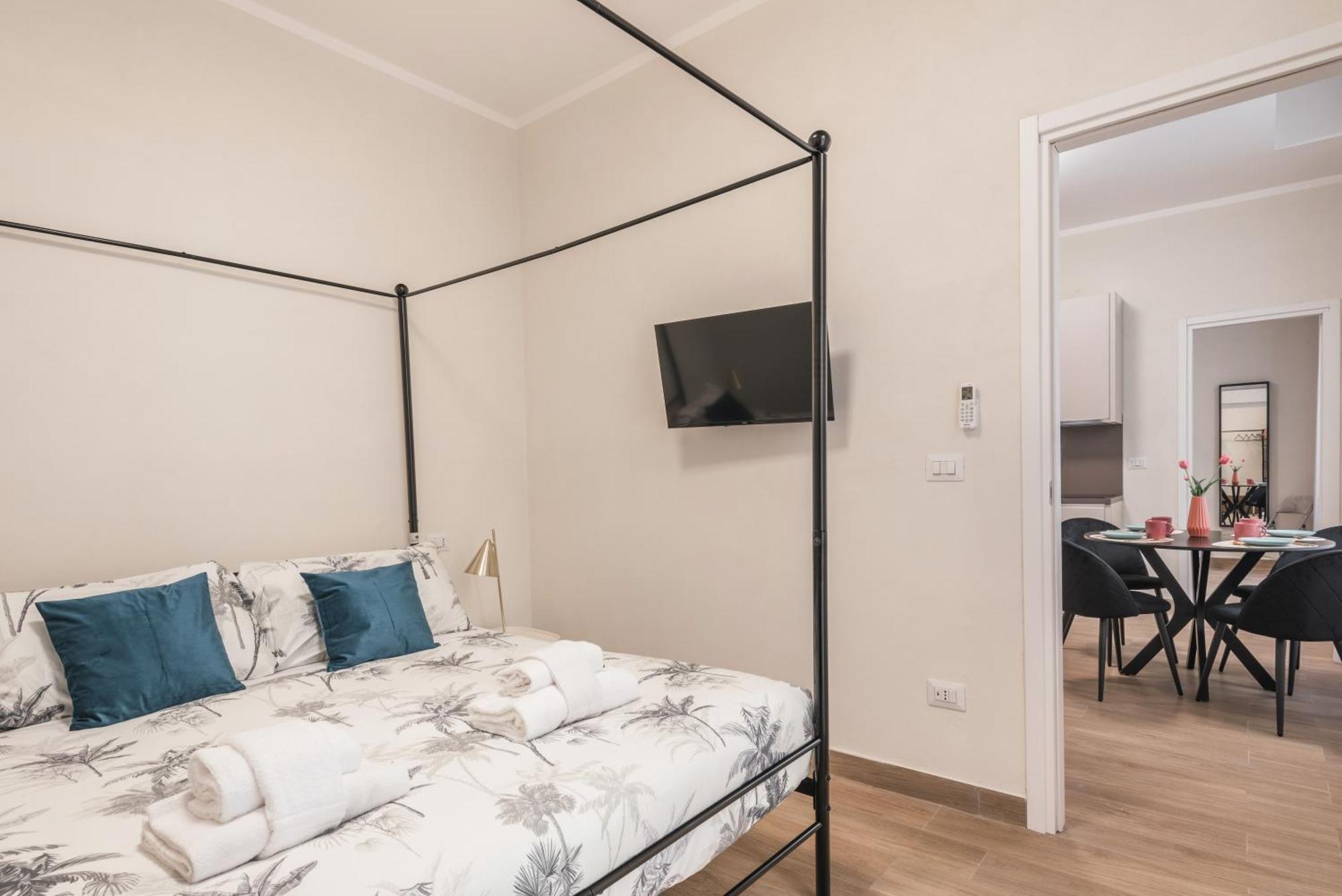 Appartamento C2 Class Apartment, 2 Da Letto Con Giardino In Zona Via Veneto Distante 15 Minuti A Piedi Da Fontana Di Trevi Roma