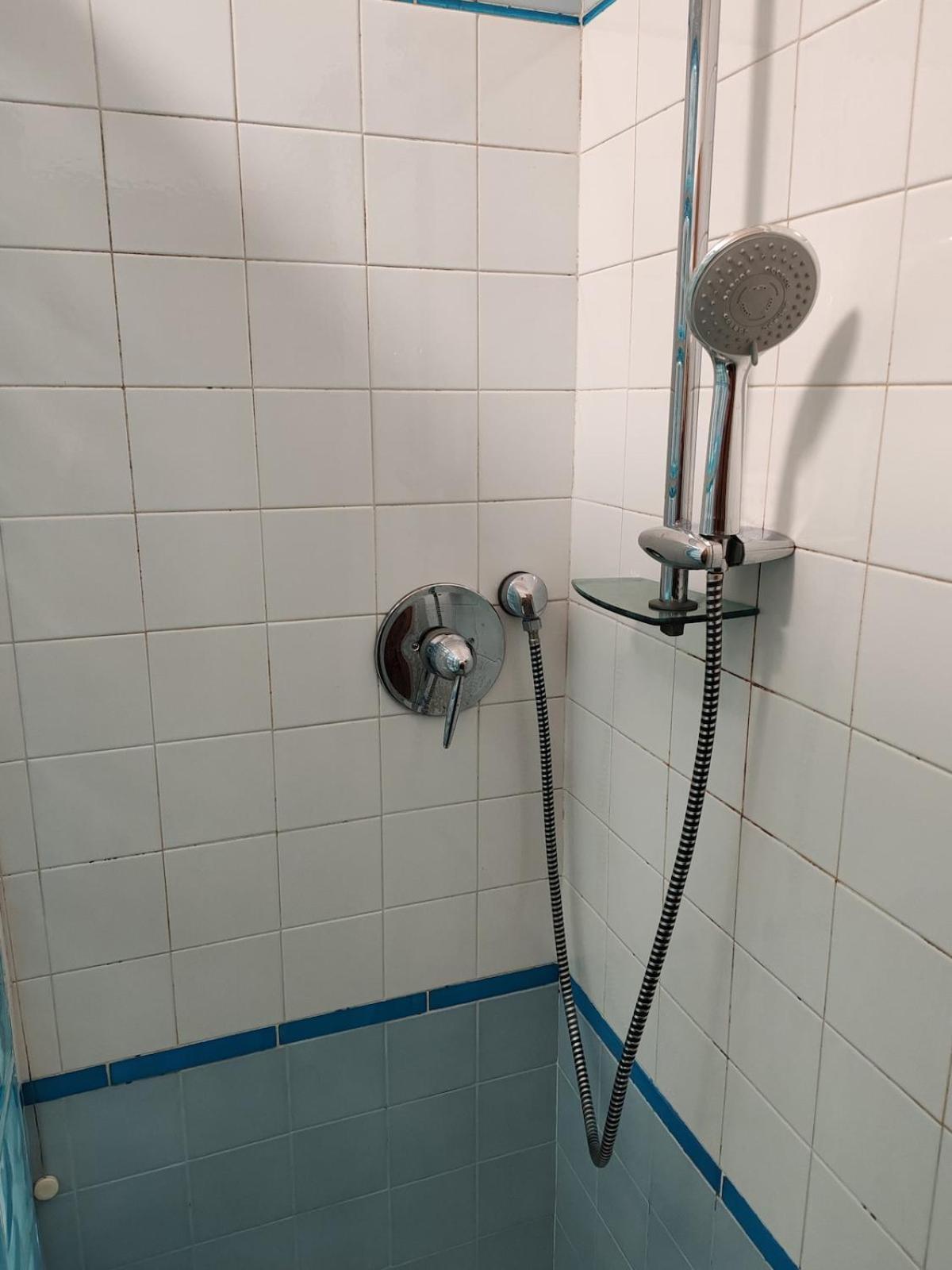 For 8 People Near Metro Train Bus Station Tiburtina Apartamento *