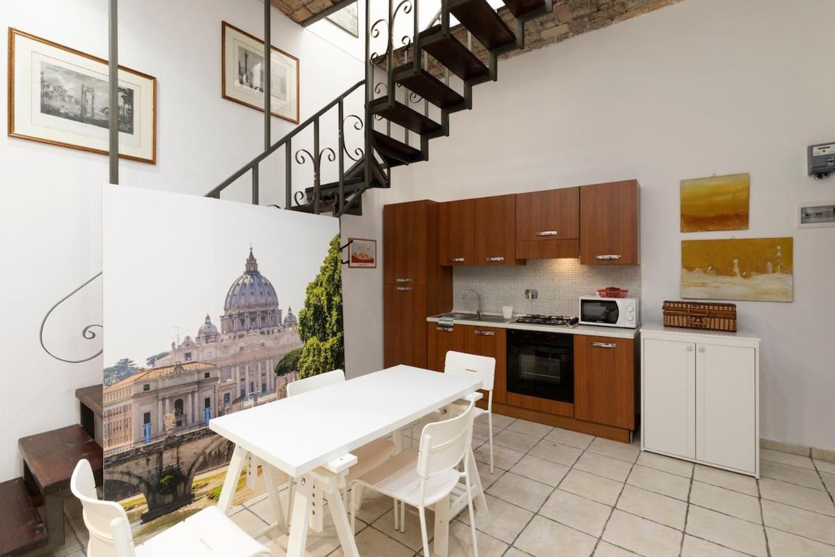 San Pietro Terrace * Roma
