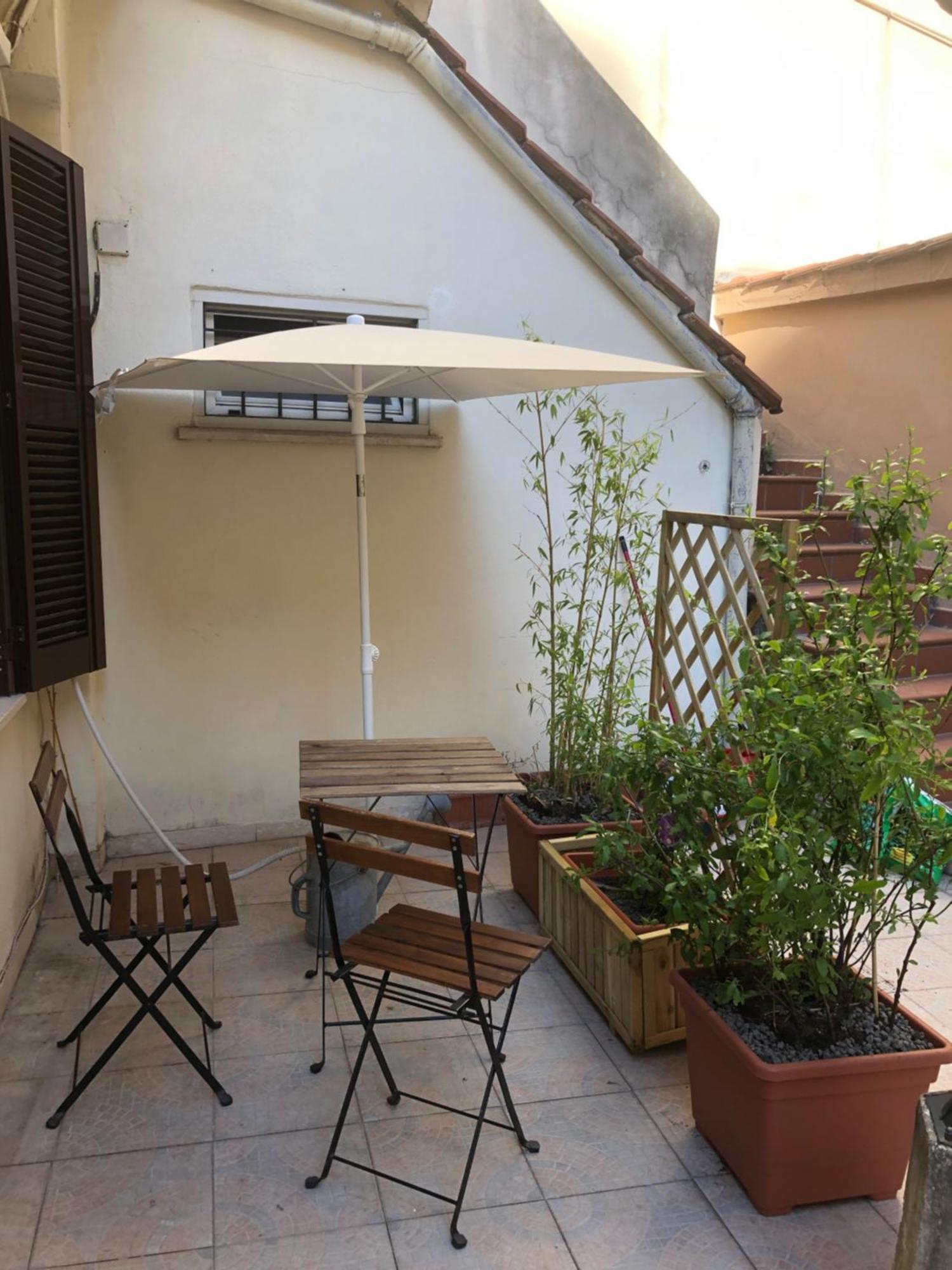 La Casa Nel Cortile * Roma