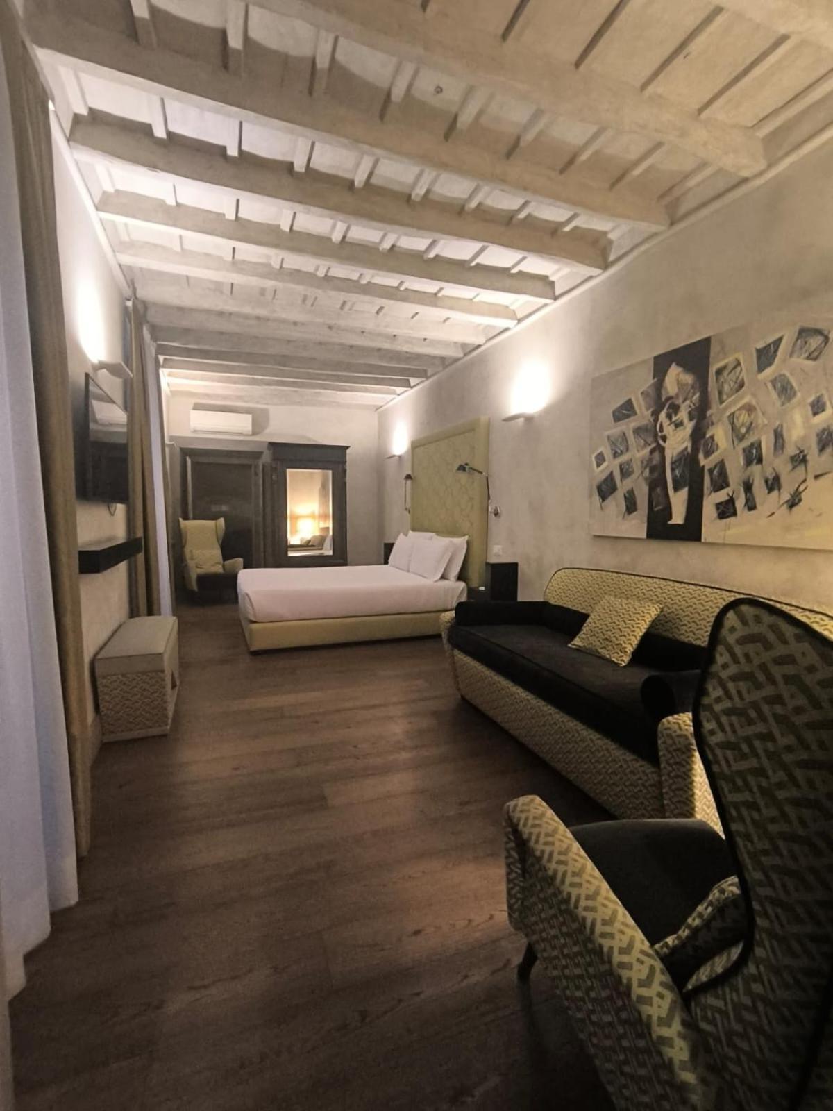 Pantheon Luxury * Roma
