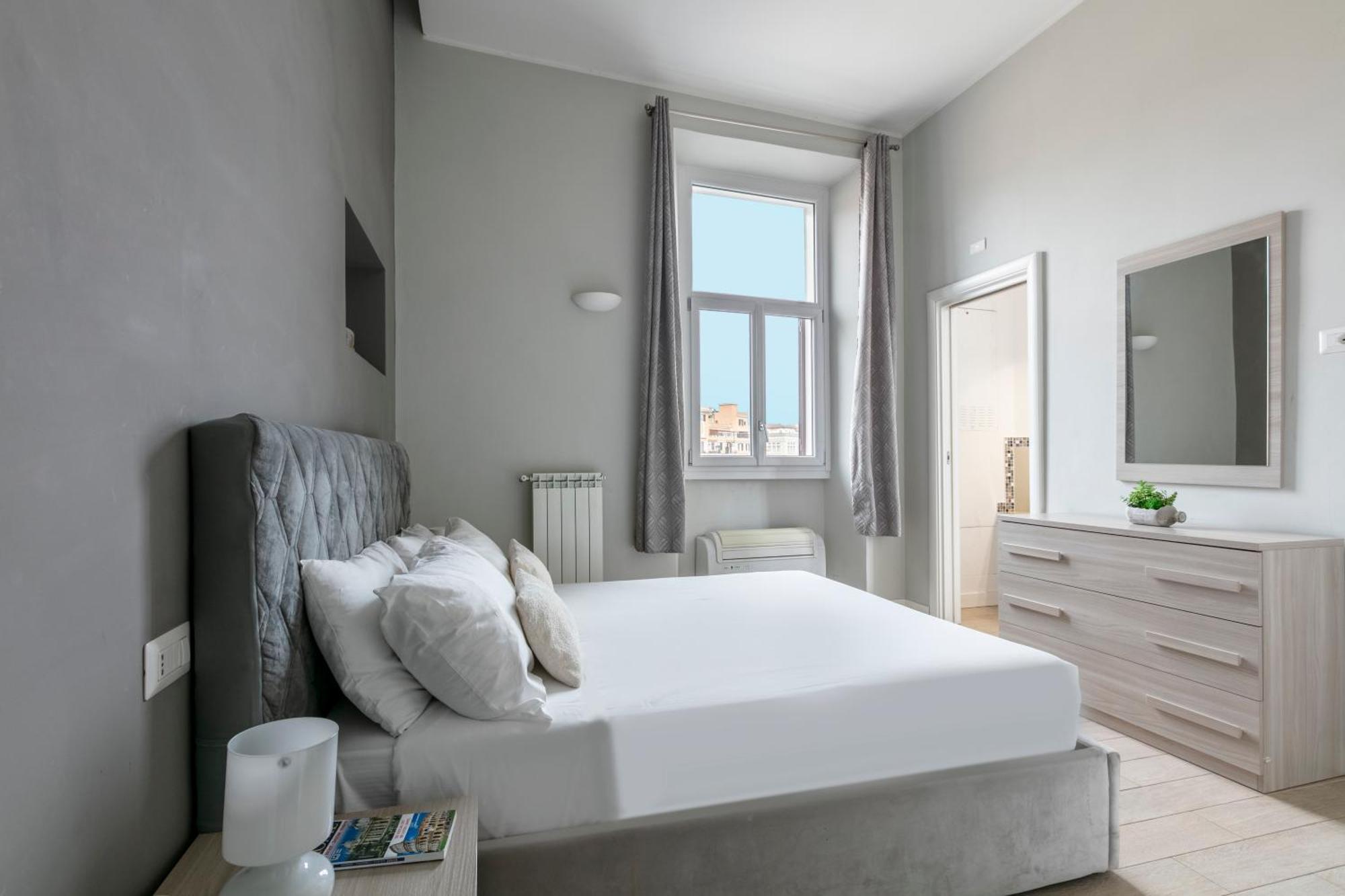 Apartment Deza Cozy Place Manzoni Rome