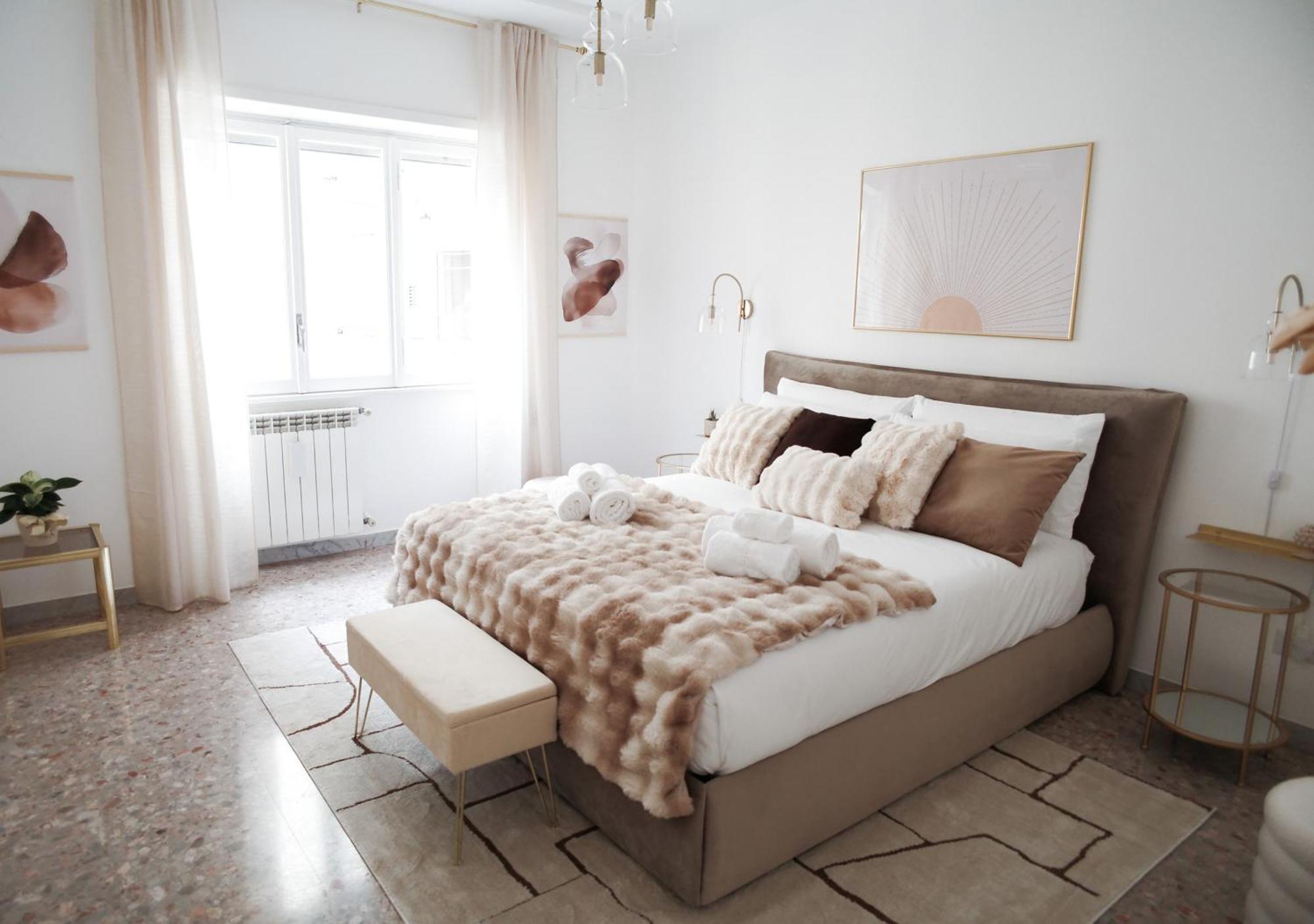 Thery House - Tiburtina * Roma