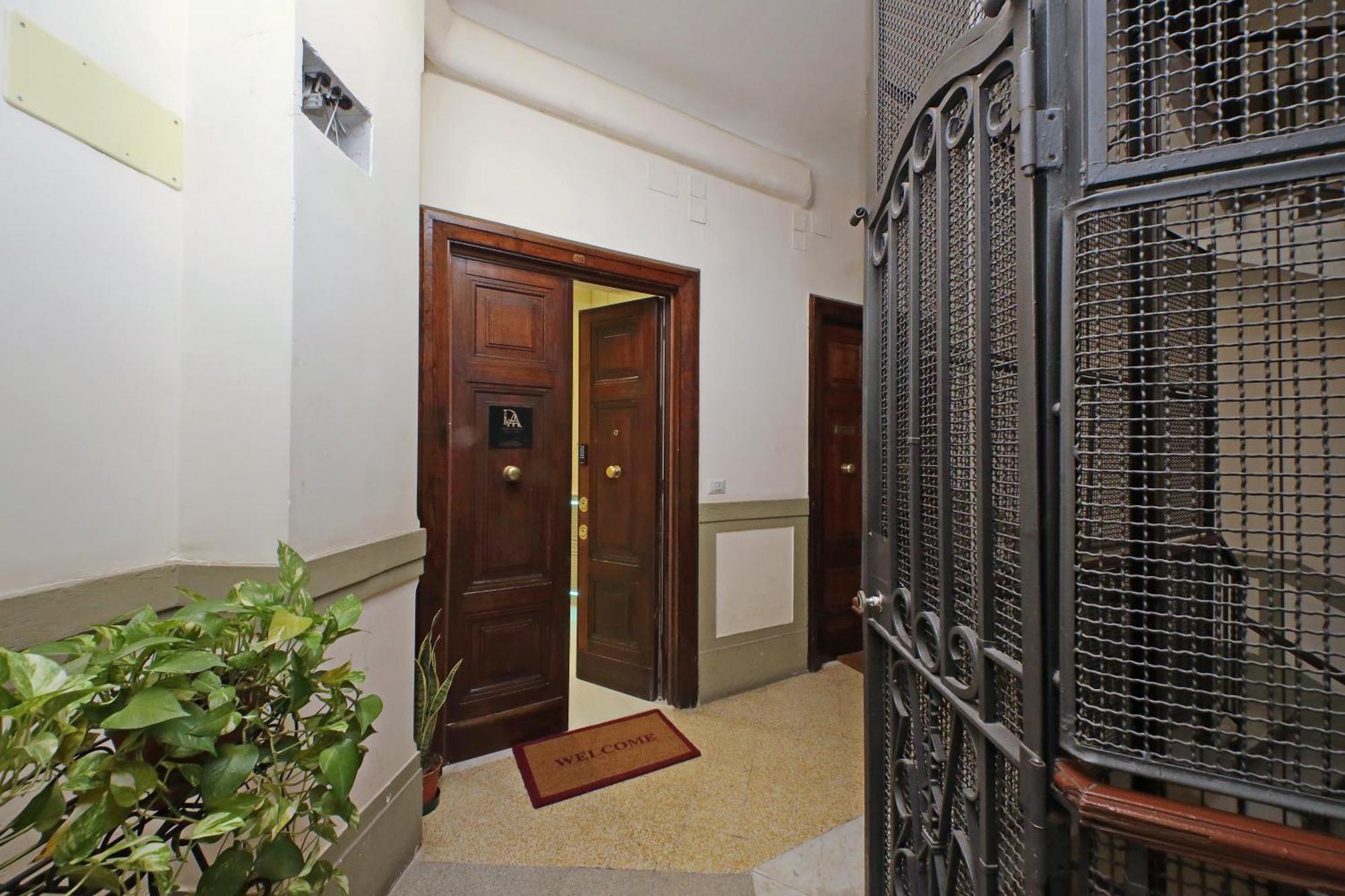Domus Augustea - San Giovanni Sunset Guest house Rome