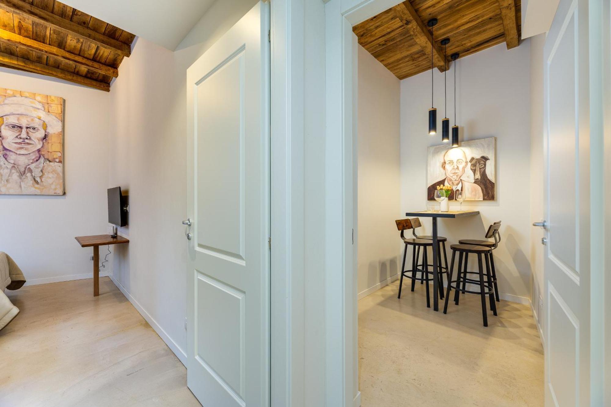New Trastevere Apartment Rome
