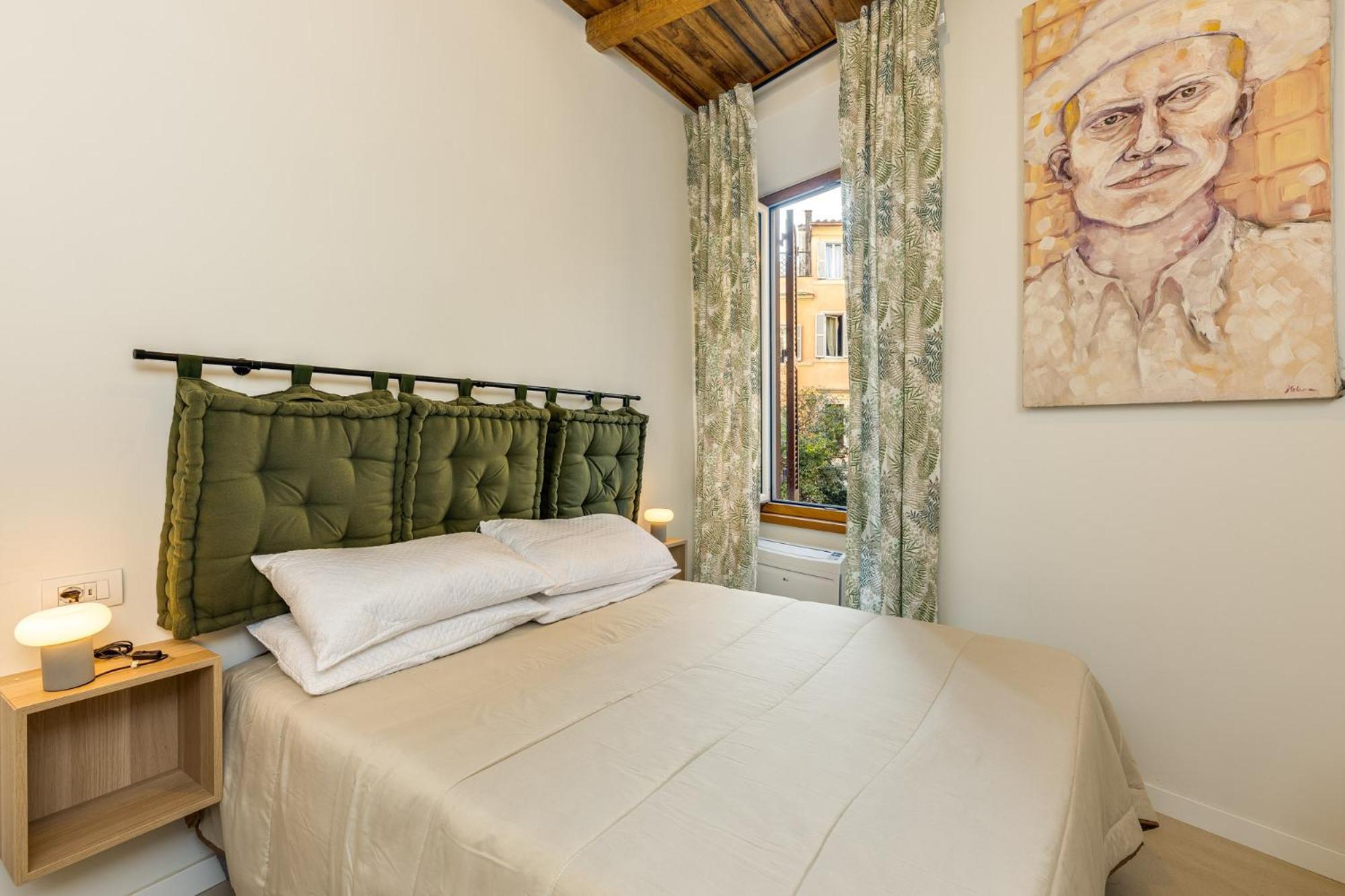 New Trastevere Apartment