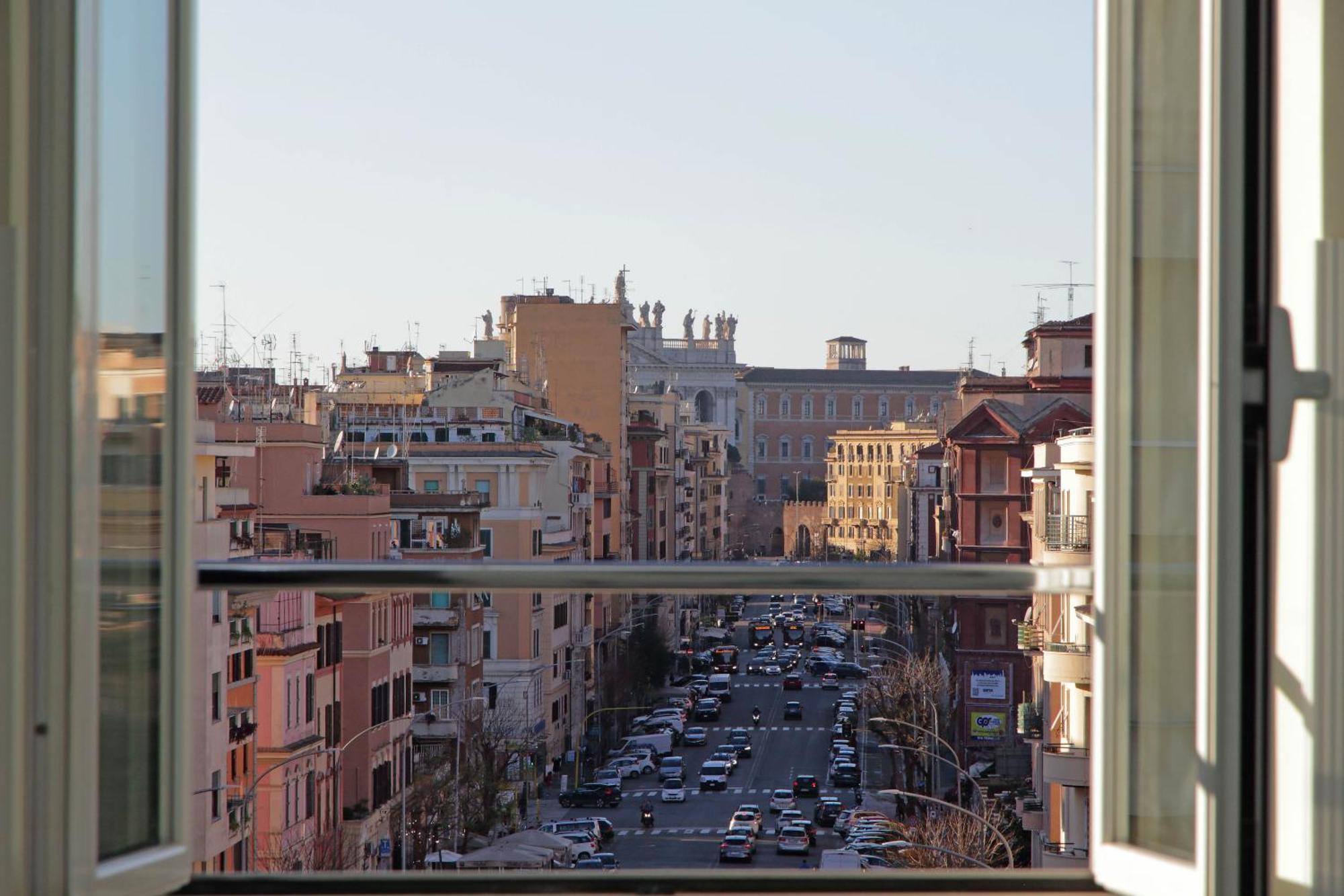 Affittacamere Domus Augustea - San Giovanni Sunset Roma