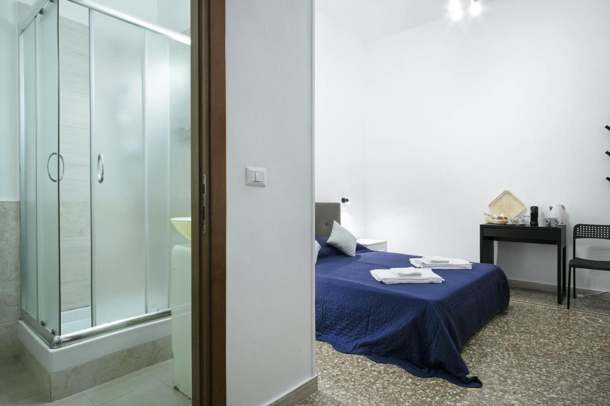 Lorenzo's In Vatican Guest house *