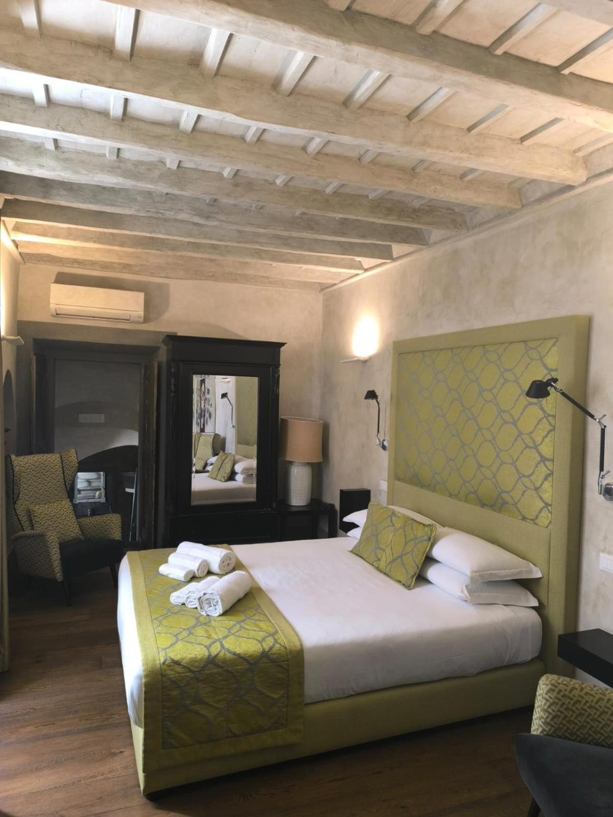 Pantheon Luxury * Roma