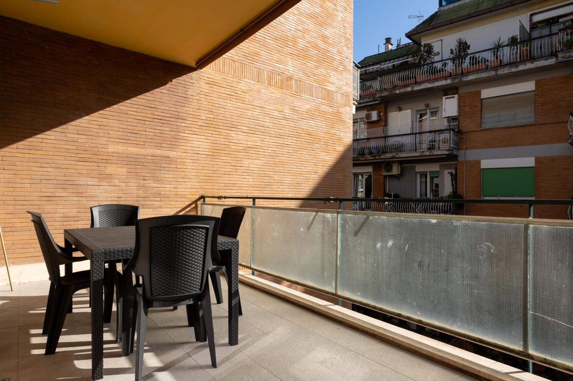Domus Solis Apartment *