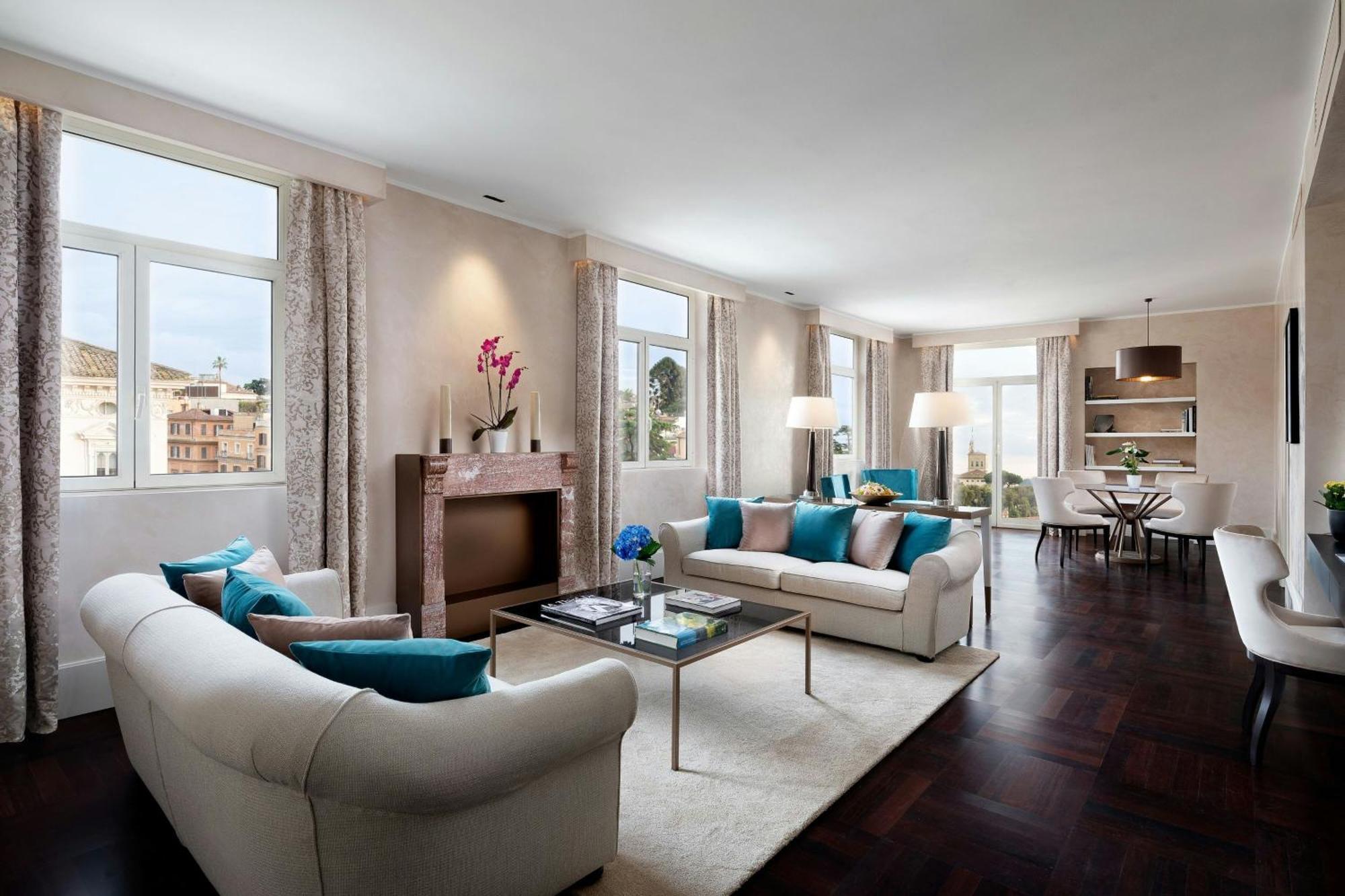 Sina Bernini Bristol Hotel 5*