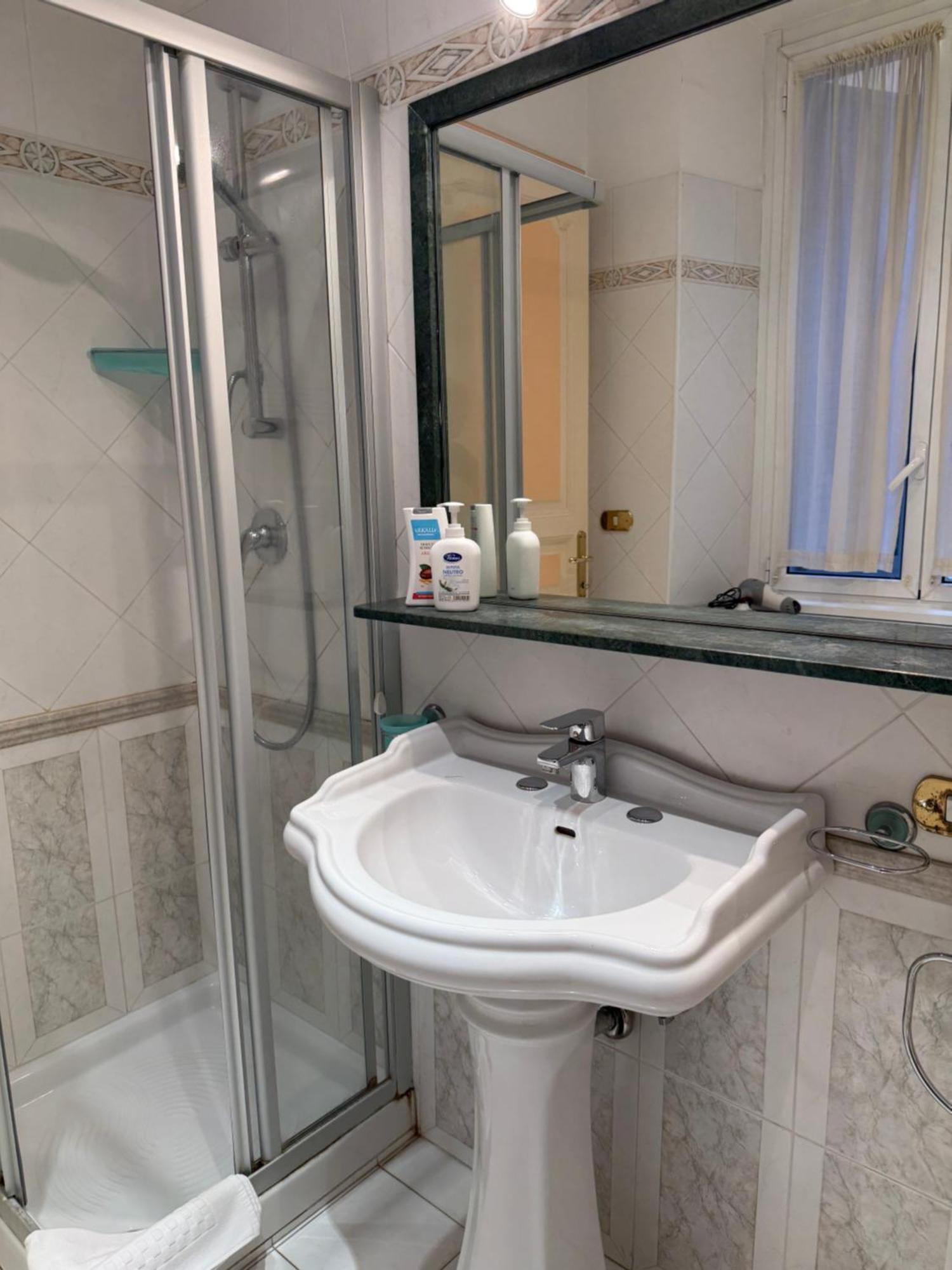 Glamour Center Of 2* Rome