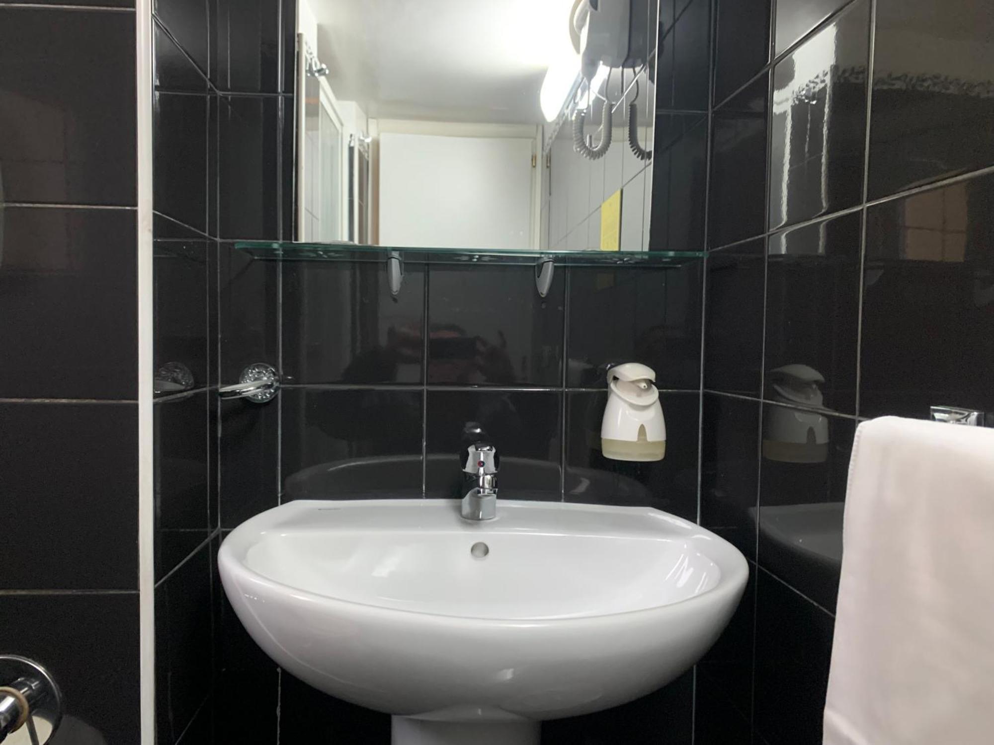 Residenza Cernaia Gjestgiverier Roma