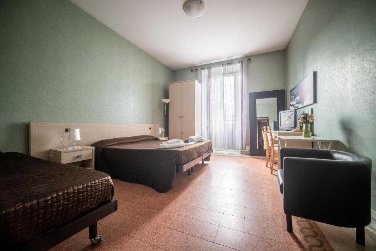 Reyes Hotell