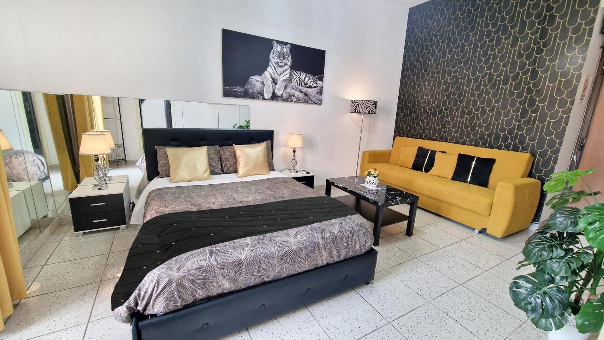 Filiberto Flats * Roma