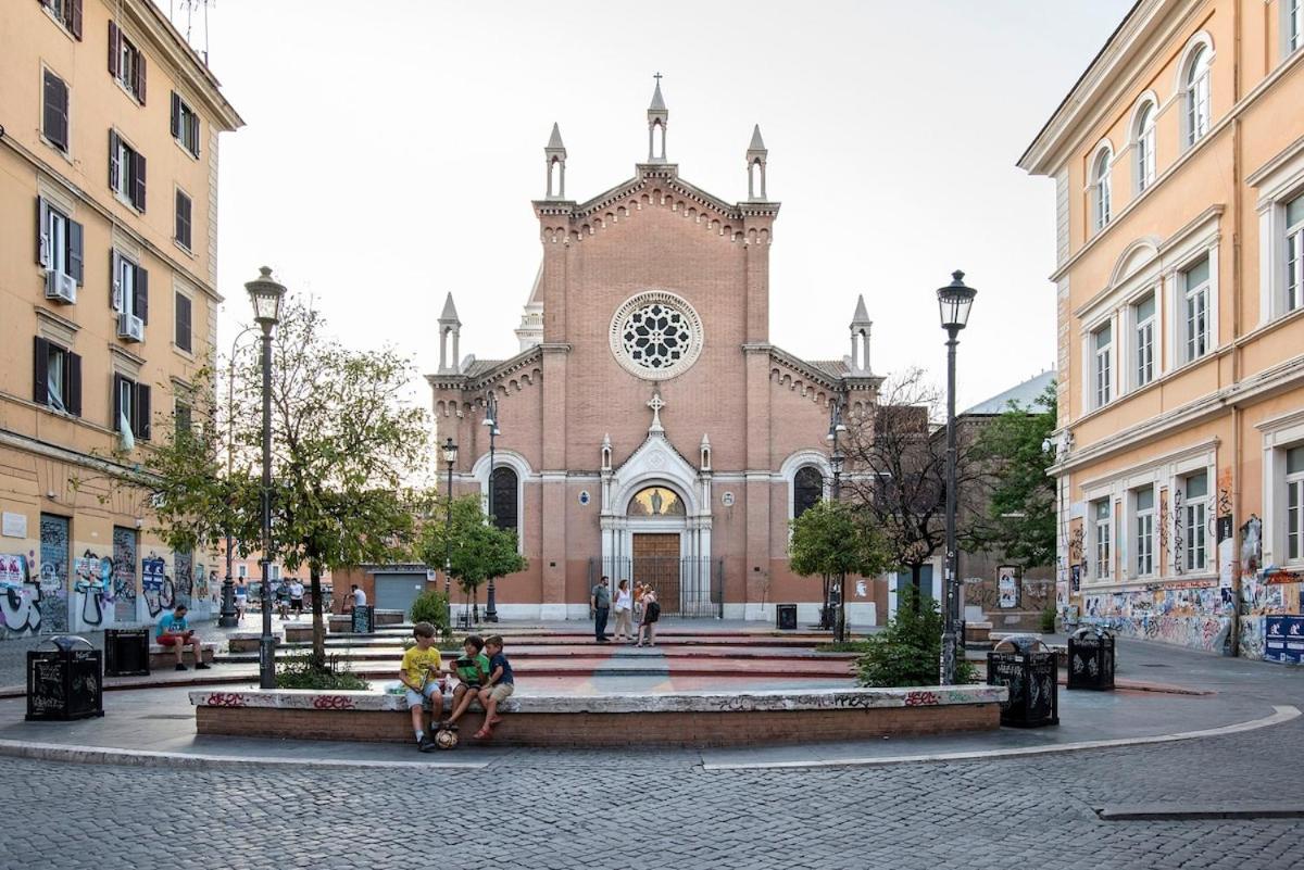 Urban Oasis With Balcony And Free Private Parking Roma