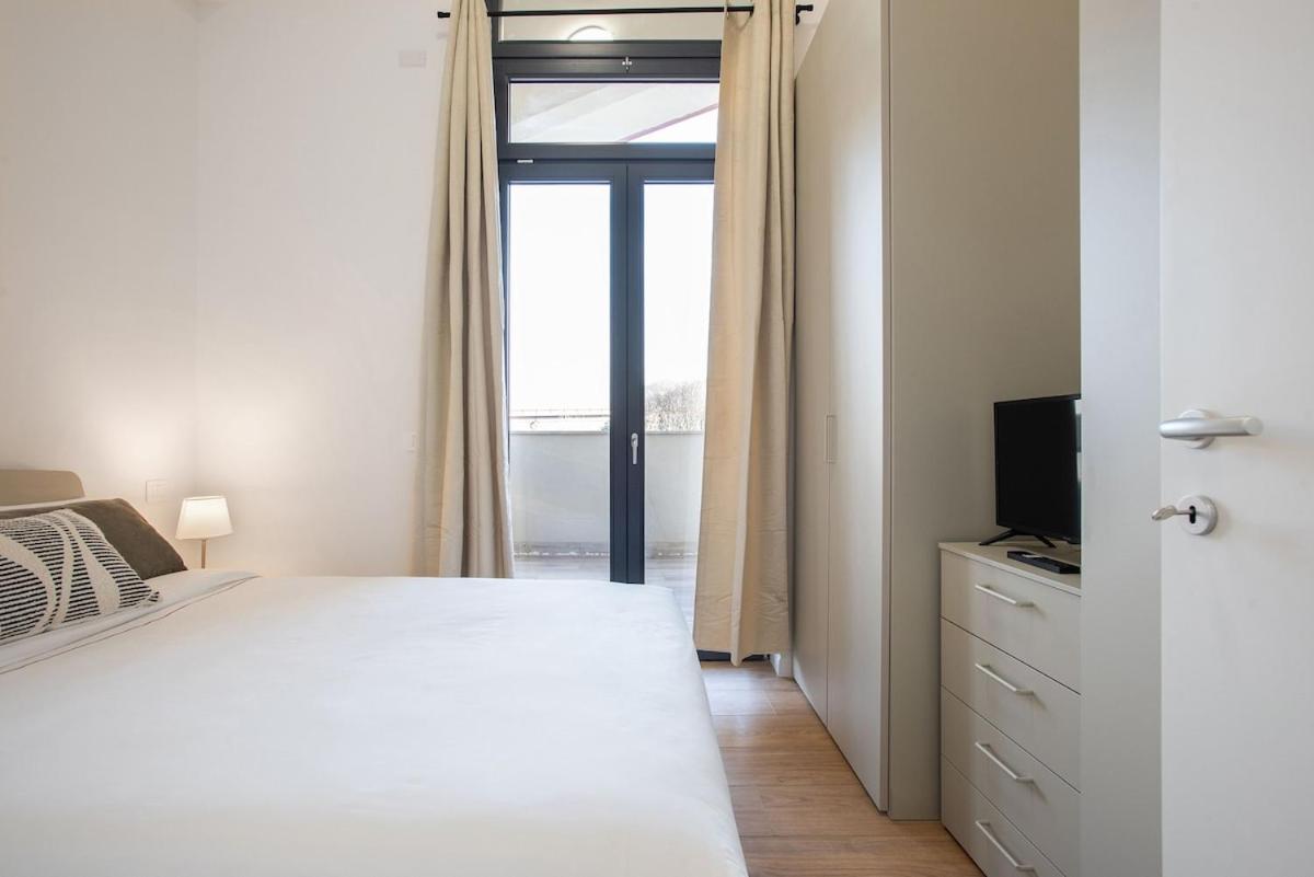 Appartamento Urban Oasis With Balcony And Free Private Parking