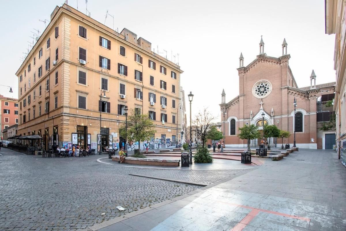 Urban Oasis With Balcony And Free Private Parking Appartamento *