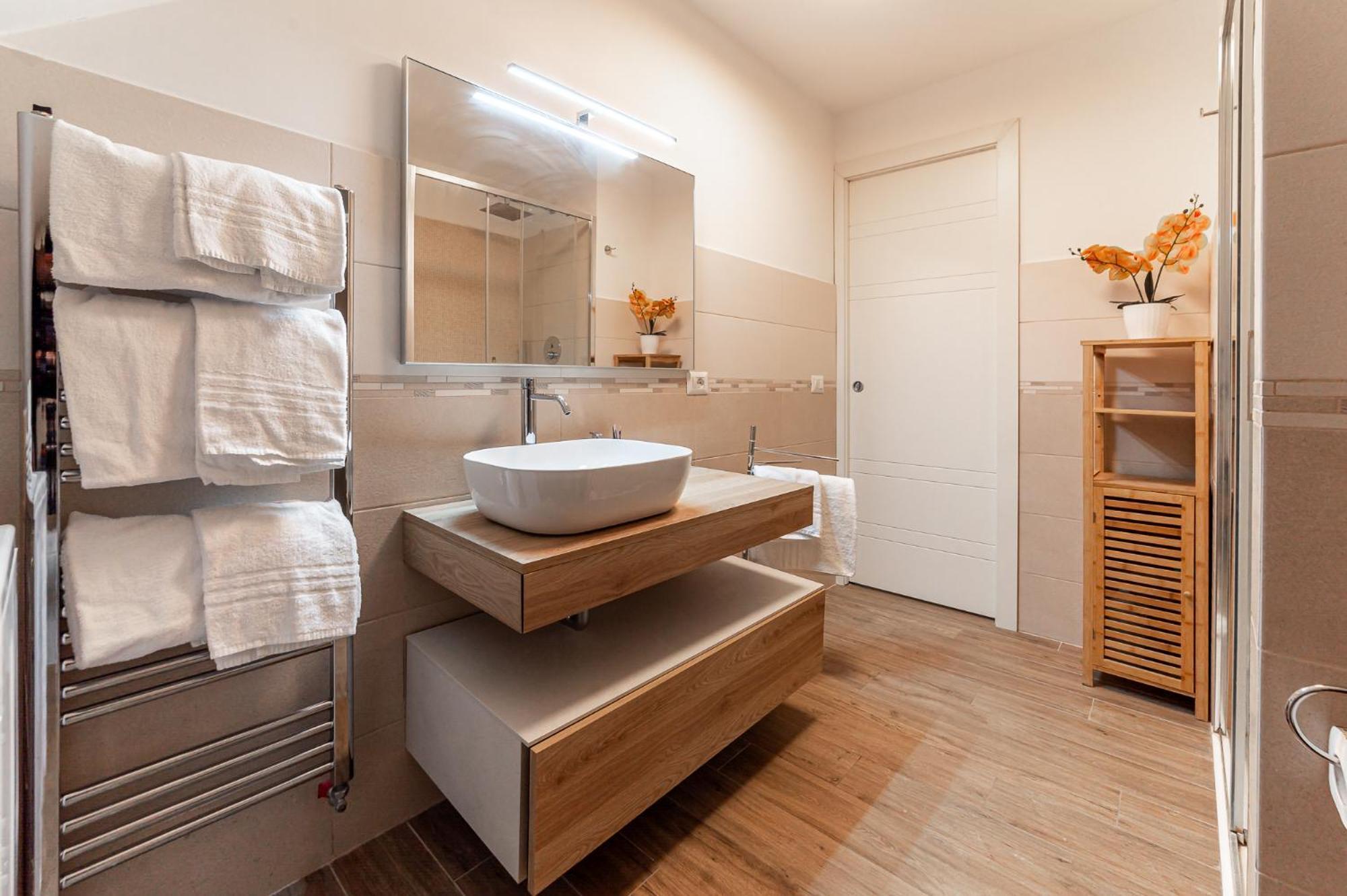 Elegant Penthouse - Metro Conca D'oro & Terrace * Roma
