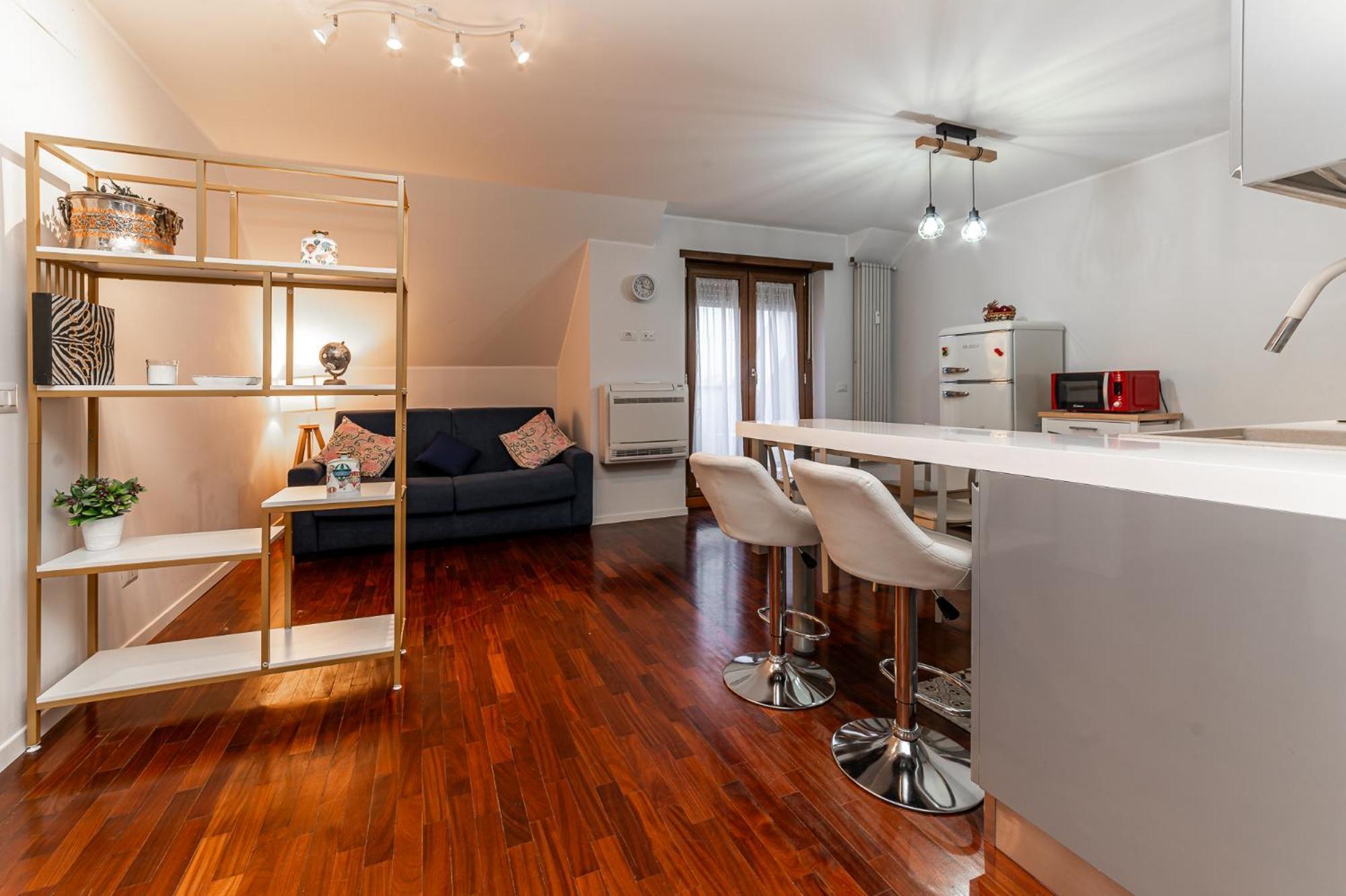 Apartamento Elegant Penthouse - Metro Conca D'oro & Terrace *