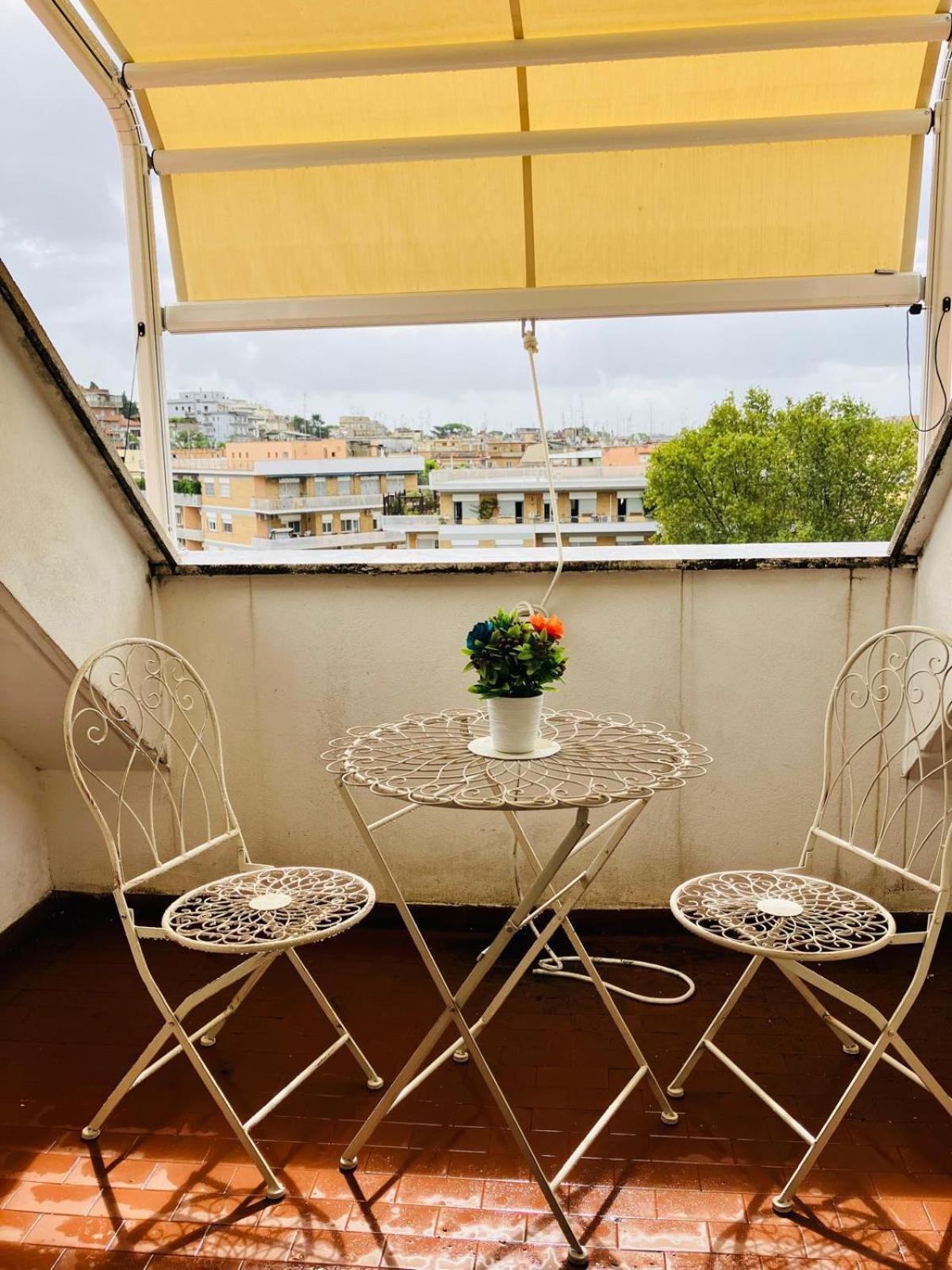 Elegant Penthouse - Metro Conca D'oro & Terrace *