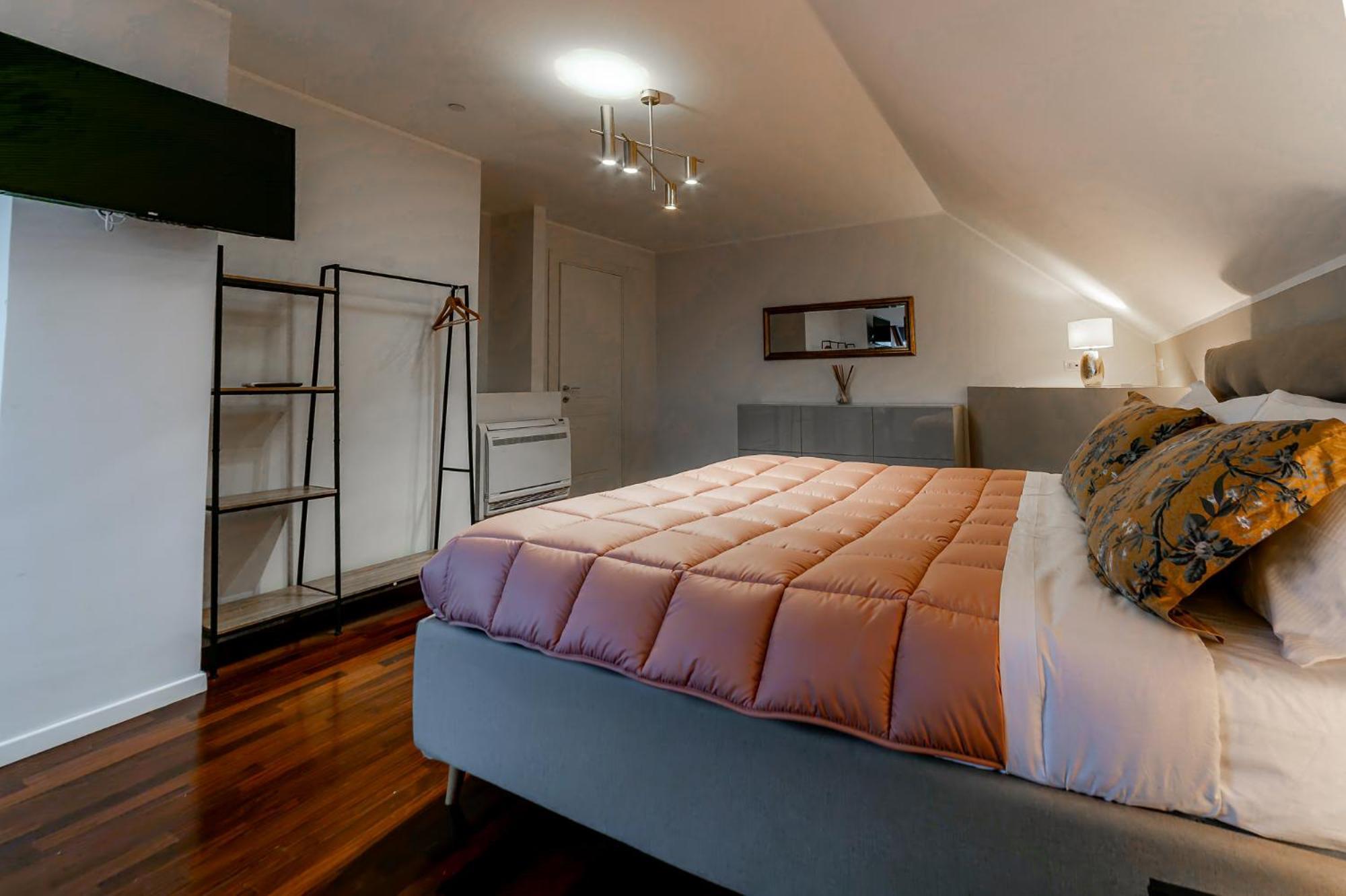 Elegant Penthouse - Metro Conca D'oro & Terrace Apartamento *