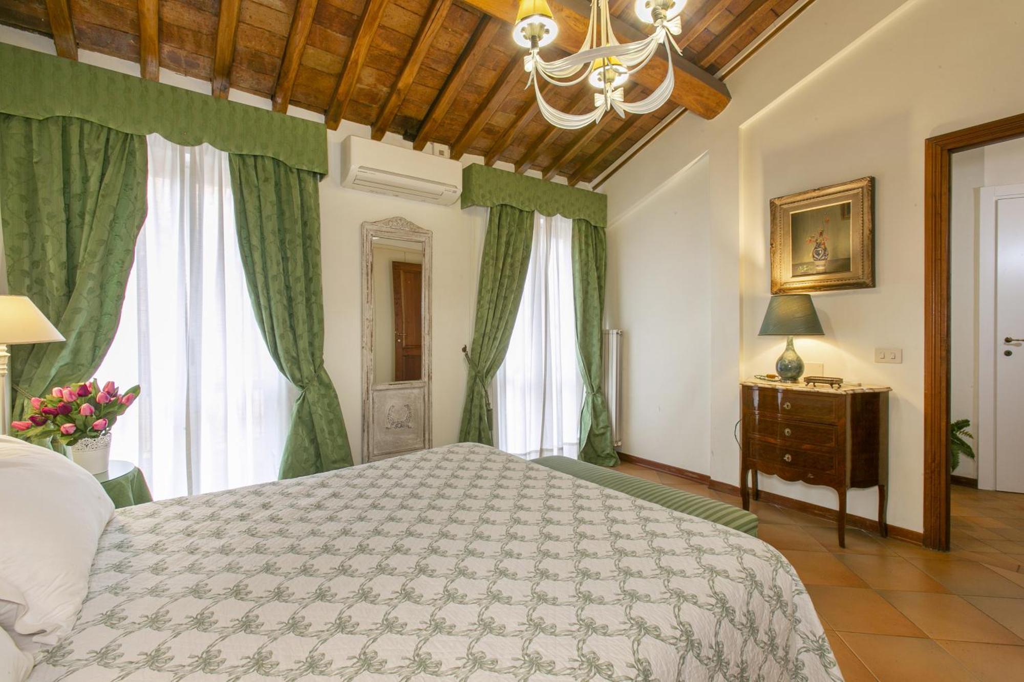 Appartamento Rasella 47 *