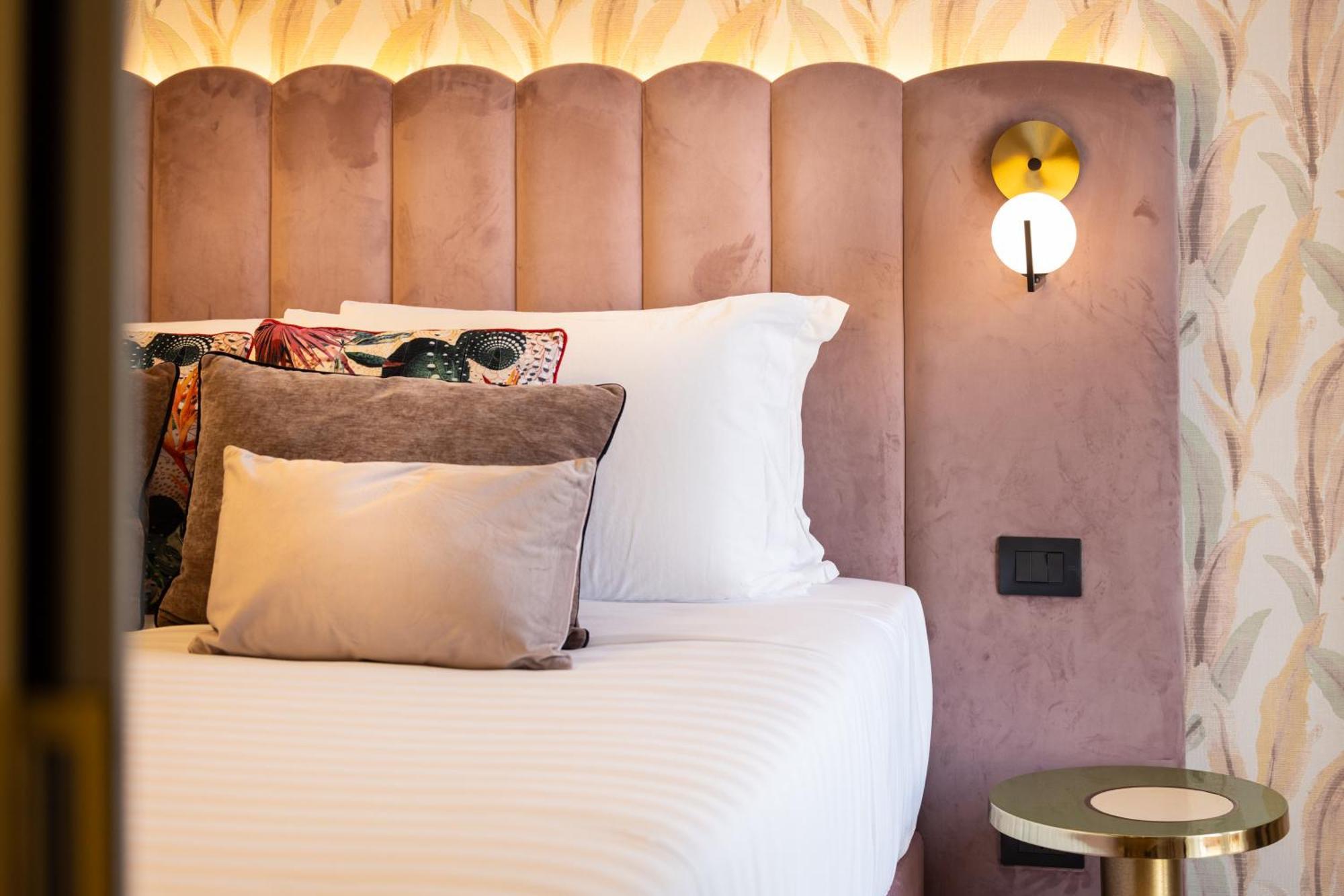 Alojamento de Acomodação e Pequeno-almoço Mavi Luxury Roma