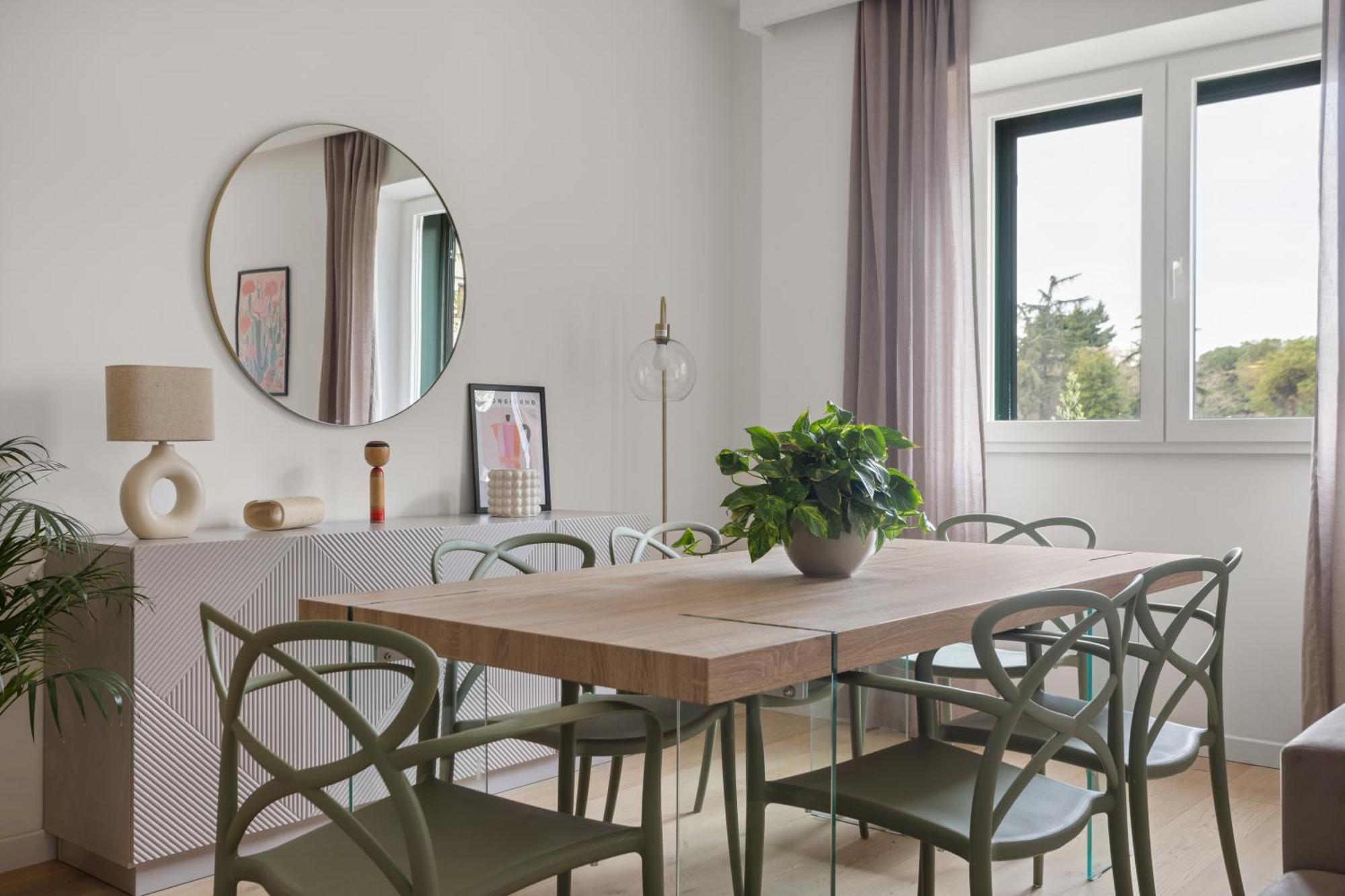 The Poolside House - New 2 Bedroom With Terrace Appartamento
