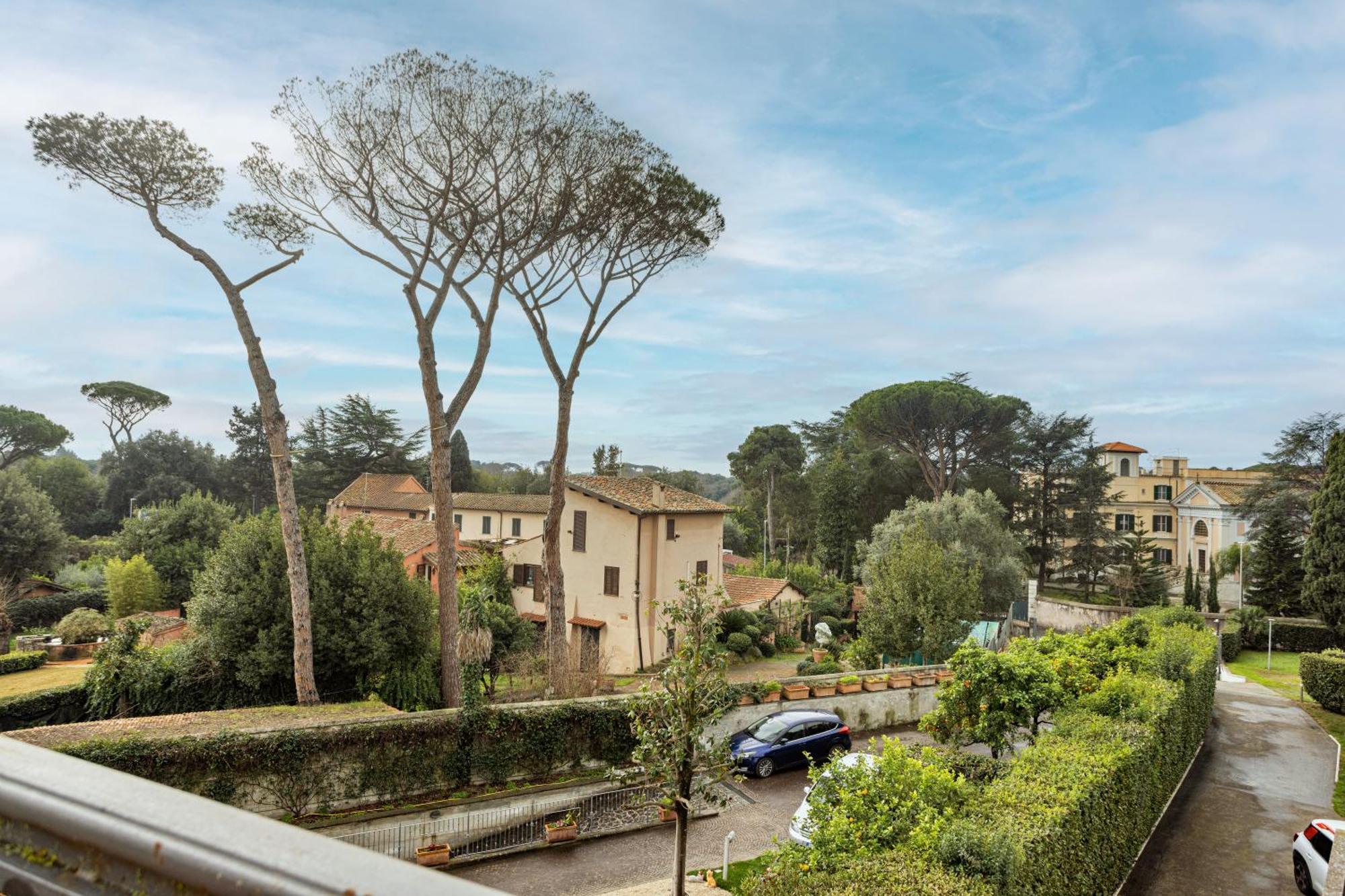 The Poolside House - New 2 Bedroom With Terrace Roma
