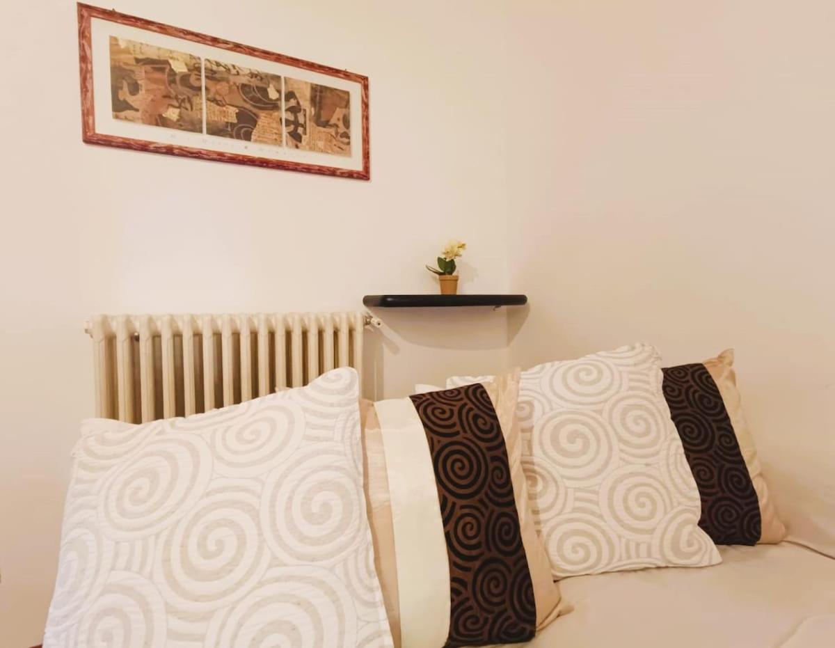 Relax Appia San Giovanni Apartment *