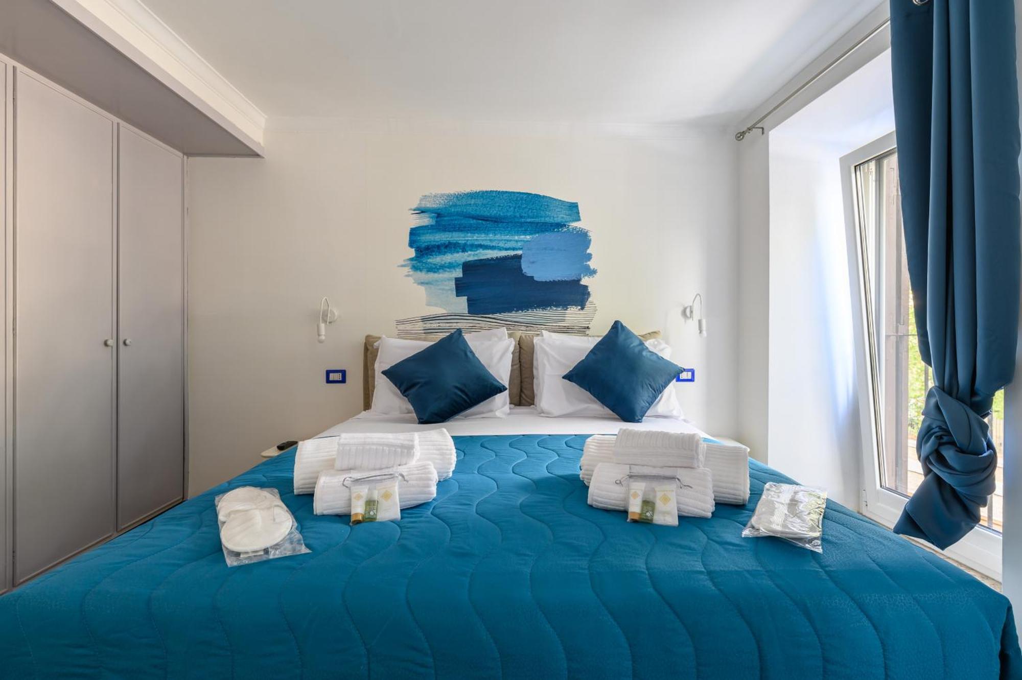 Historic Center - Navona Luxe Haven - Elevator, Soundproof & Netflix Appartamento Roma
