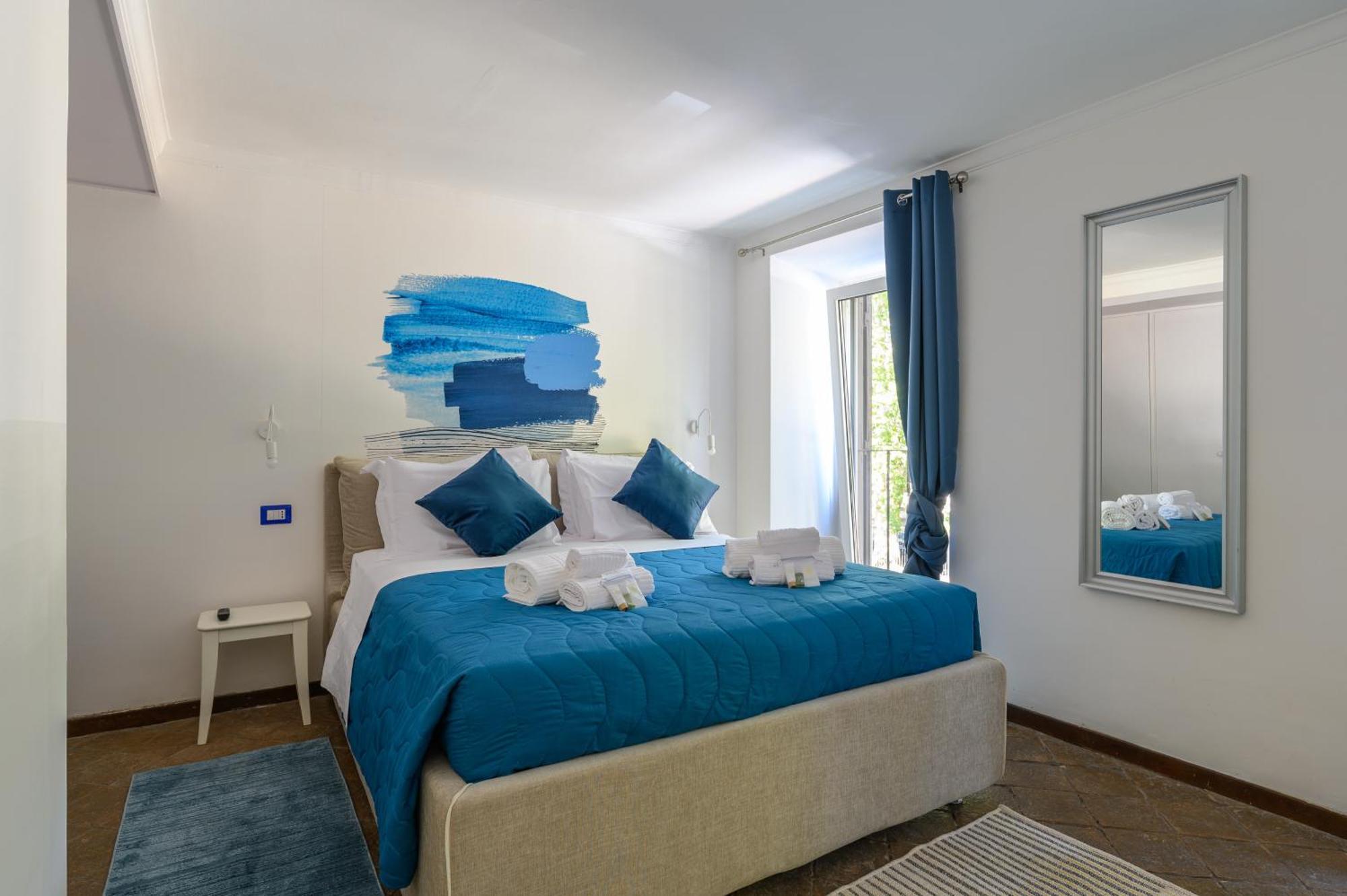 Historic Center - Navona Luxe Haven - Elevator, Soundproof & Netflix Roma