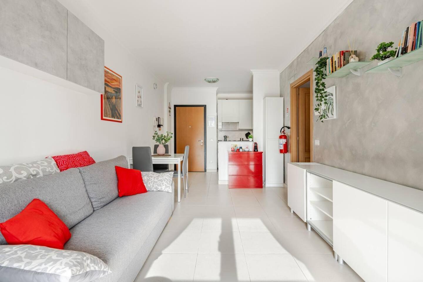 Laurentina House, Accogliente Bilocale A Sud Appartamento *