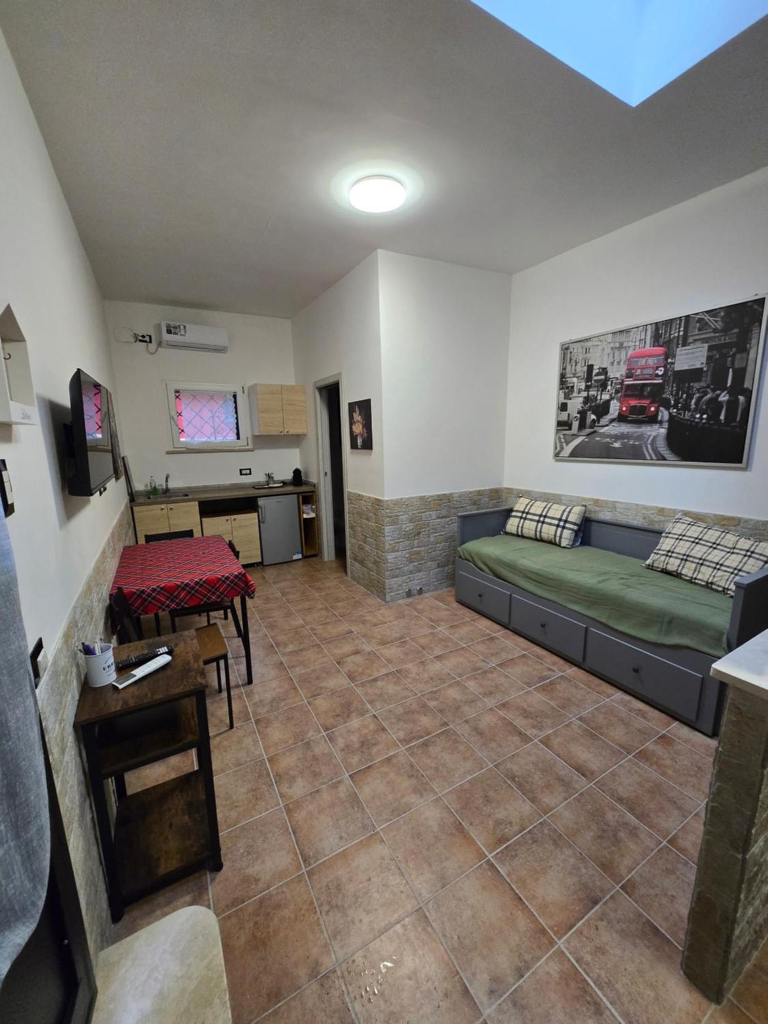Casa Privata Via Degli Olivi Roma