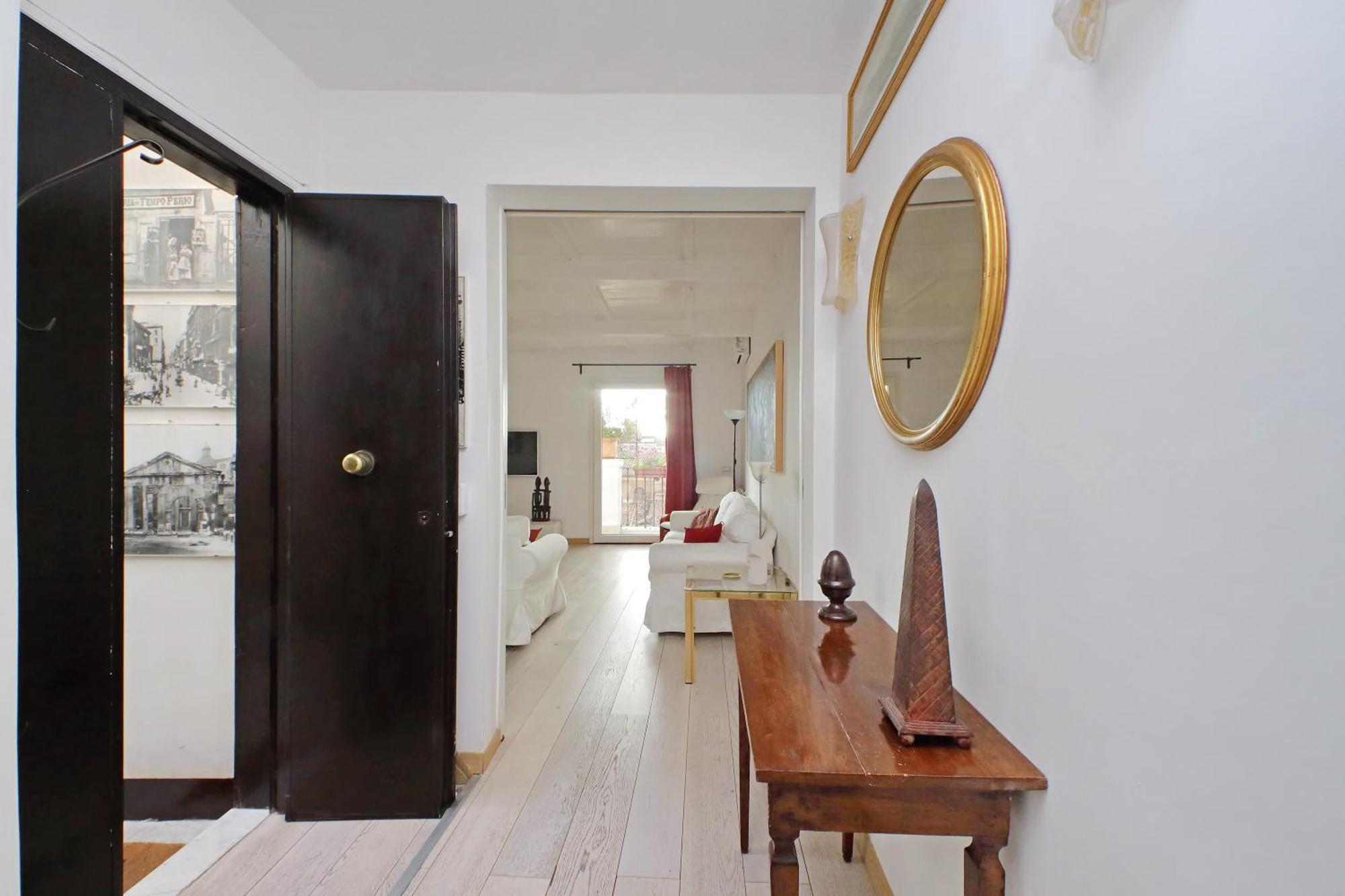 Apartamento Colosseo Attico Genuino Terrazzina Panoramica