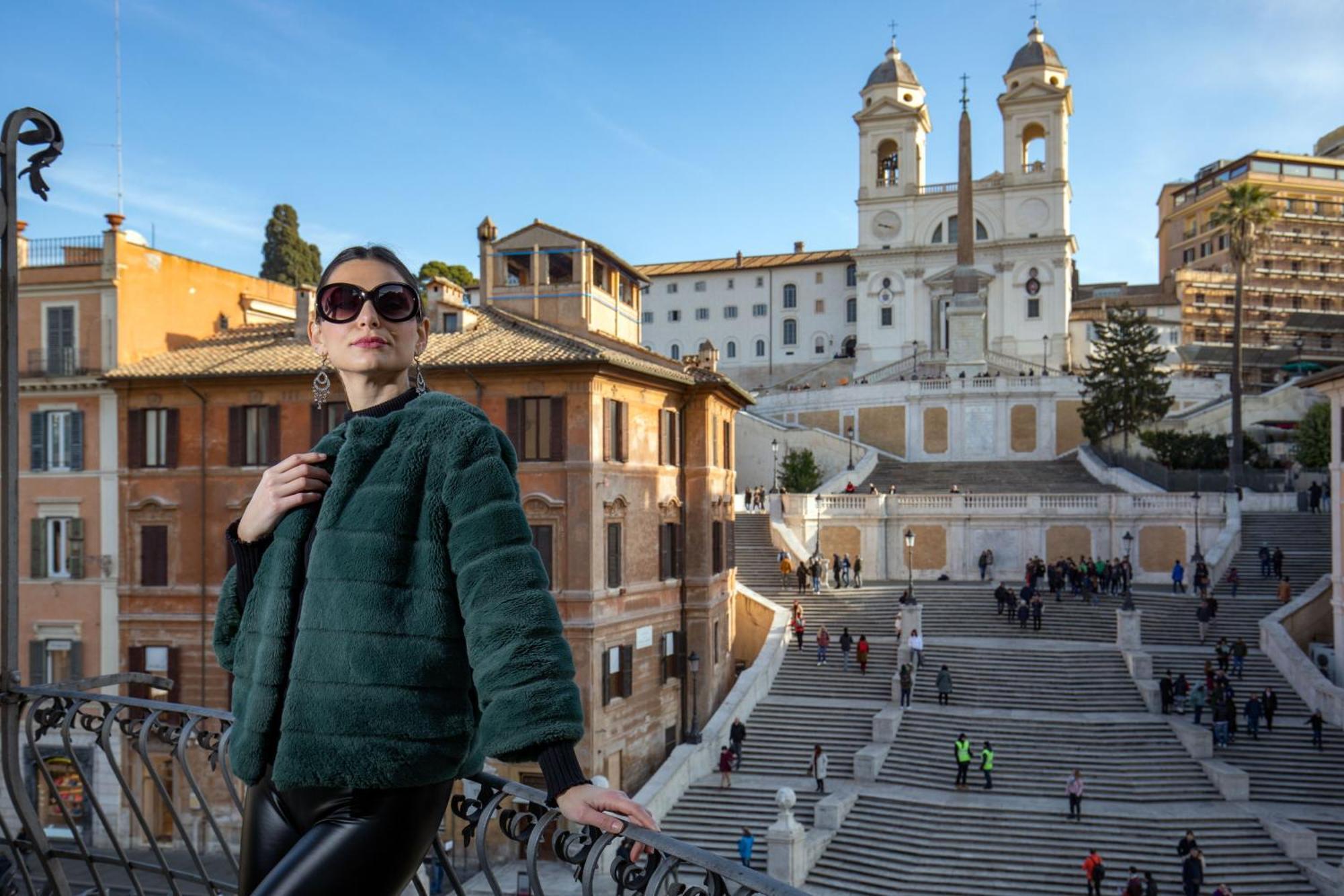 The At The Spanish Steps Roma